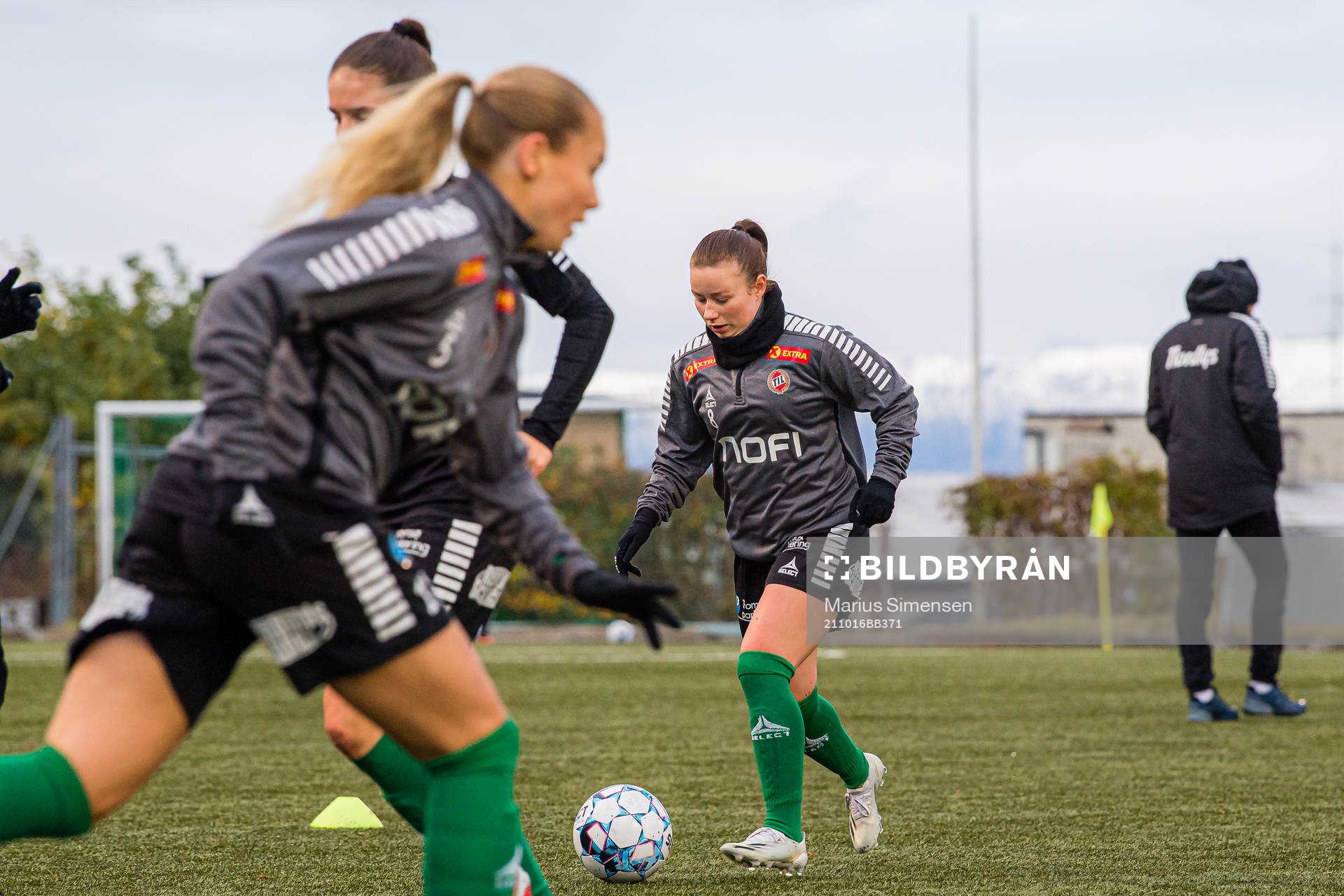 Kathrine Pleym of Fløya warms up ahead of the 1. division football match between Medkila and Fløya on October 16, 2021 in Harstad.