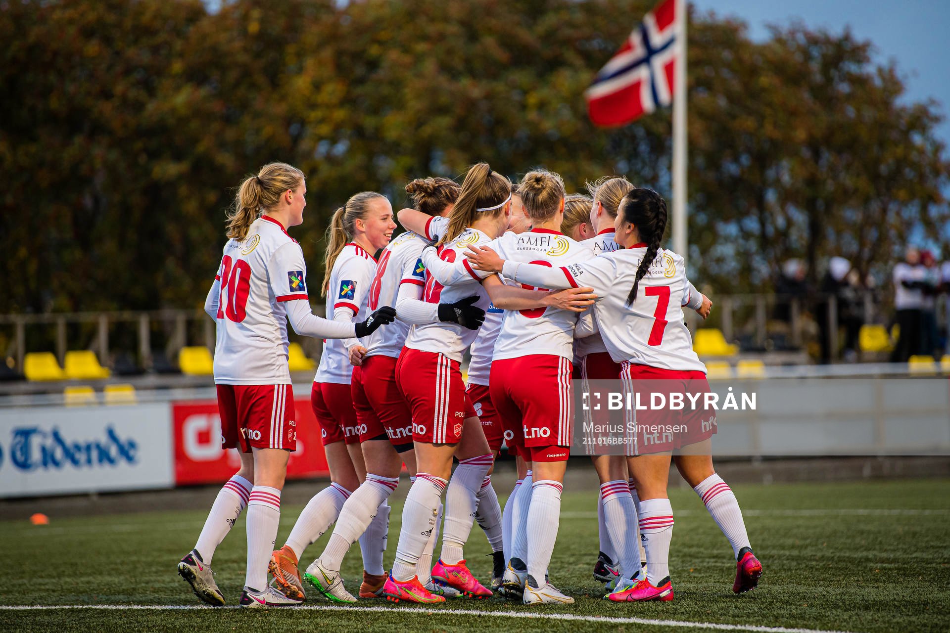 Miriam Vilnes Mjåset of Medkila celebrates
