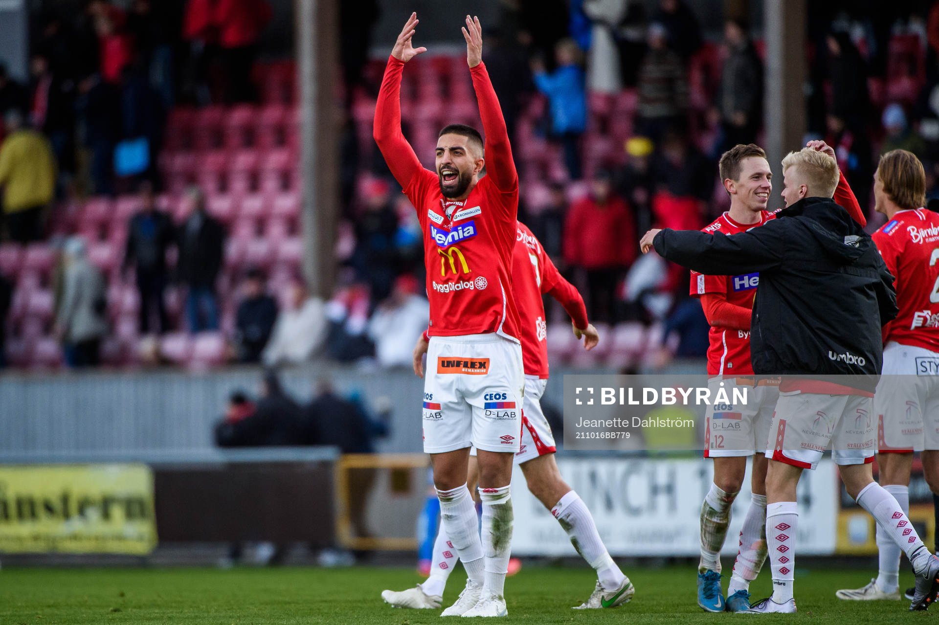 Degerfors Sean Sabetkar jublar