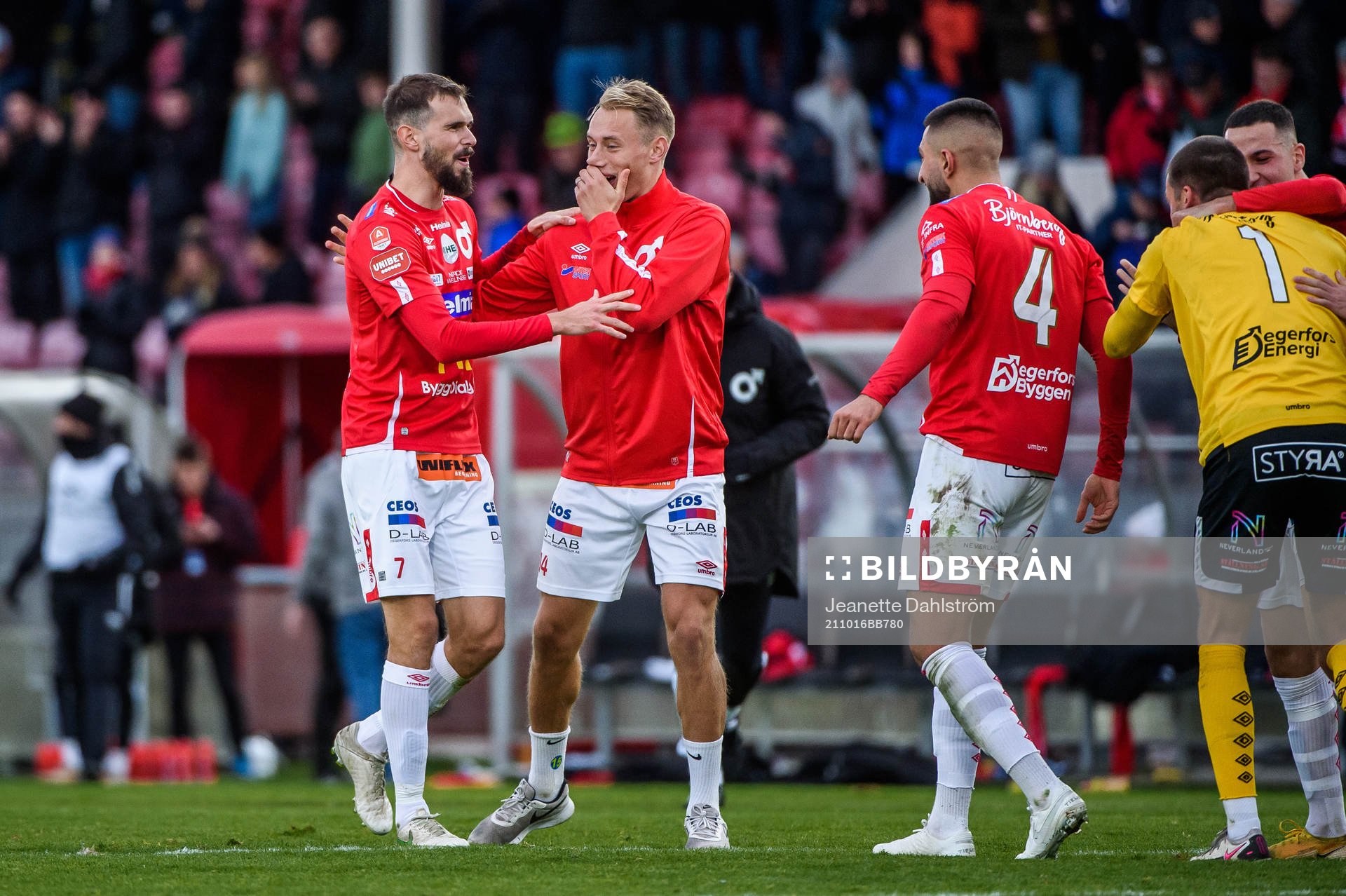 Degerfors Sebastian Olsson jublar