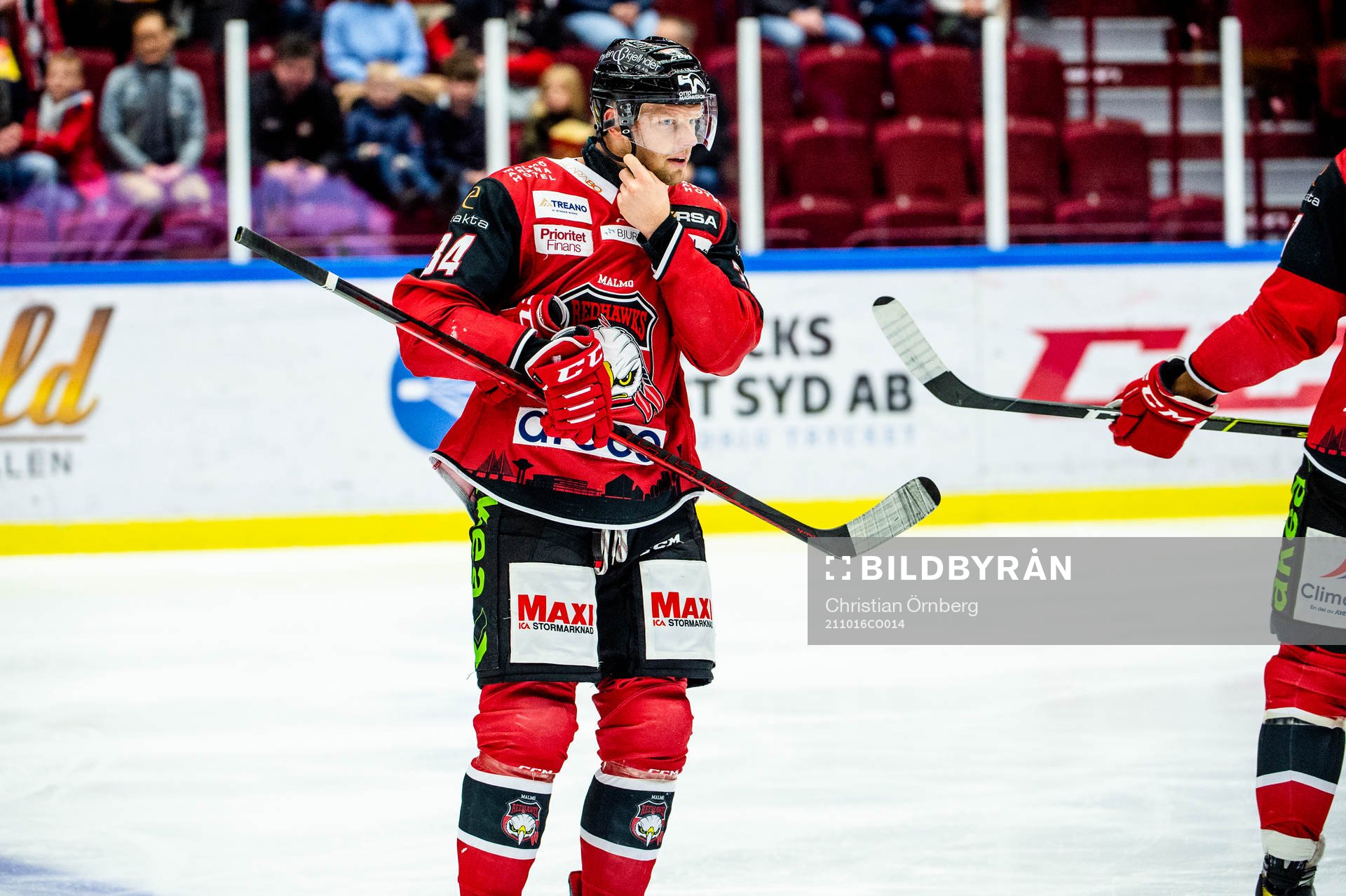 Malmö Redhawks Carl Söderberg får matchstraff och får