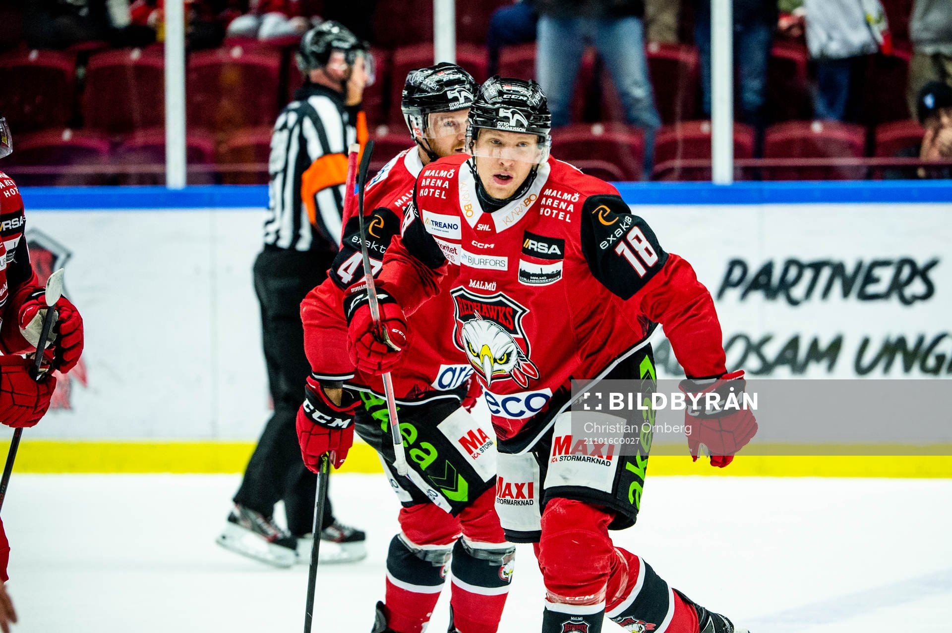 Malmö Redhawks Marcus Sylvegård jublar