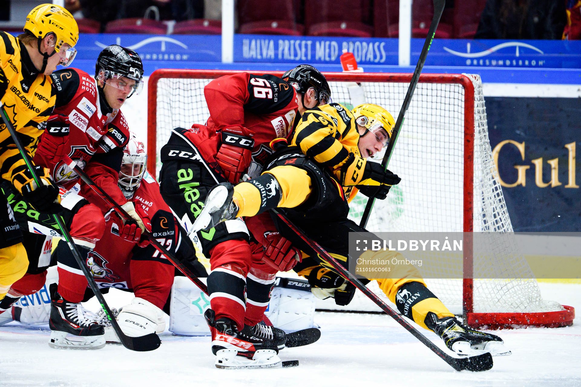 Malmö Redhawks Anton Olsson och Skellefteås Linus Karlsson