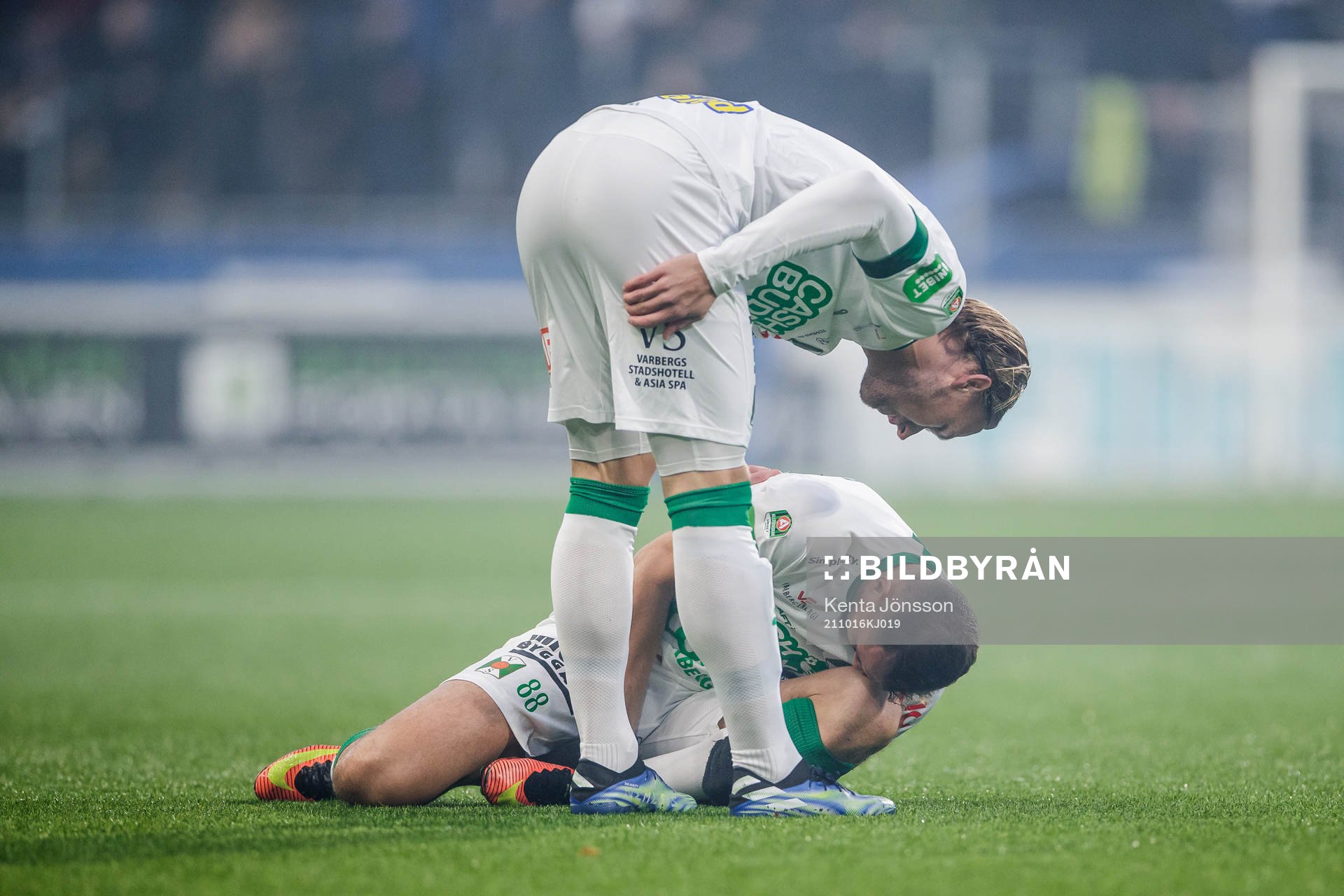 Varbergs Albert Ejupi har ont