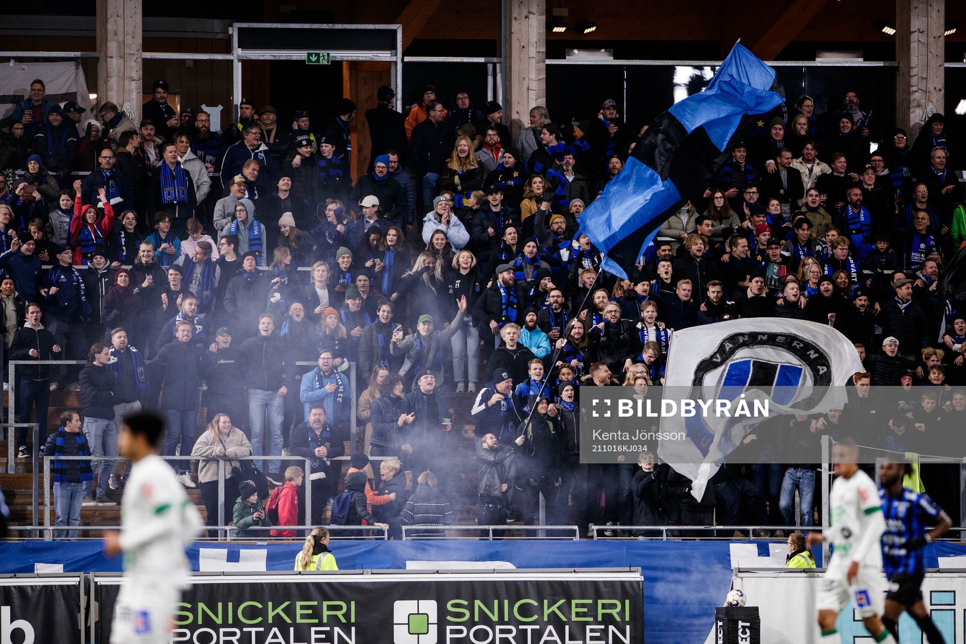 Sirius supportrar jublar
