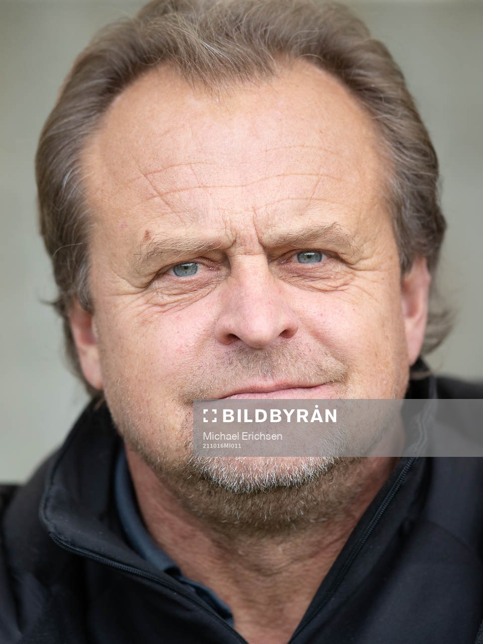 Värnamos tränare Jonas Thern innan fotbollsmatchen i