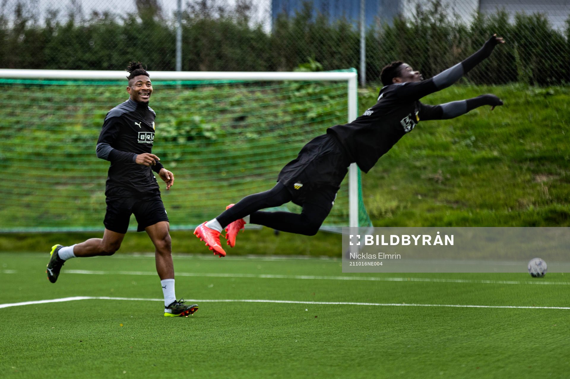 Häckens Yannick Armel Assiedou Adjoumani och Franklin Tebo