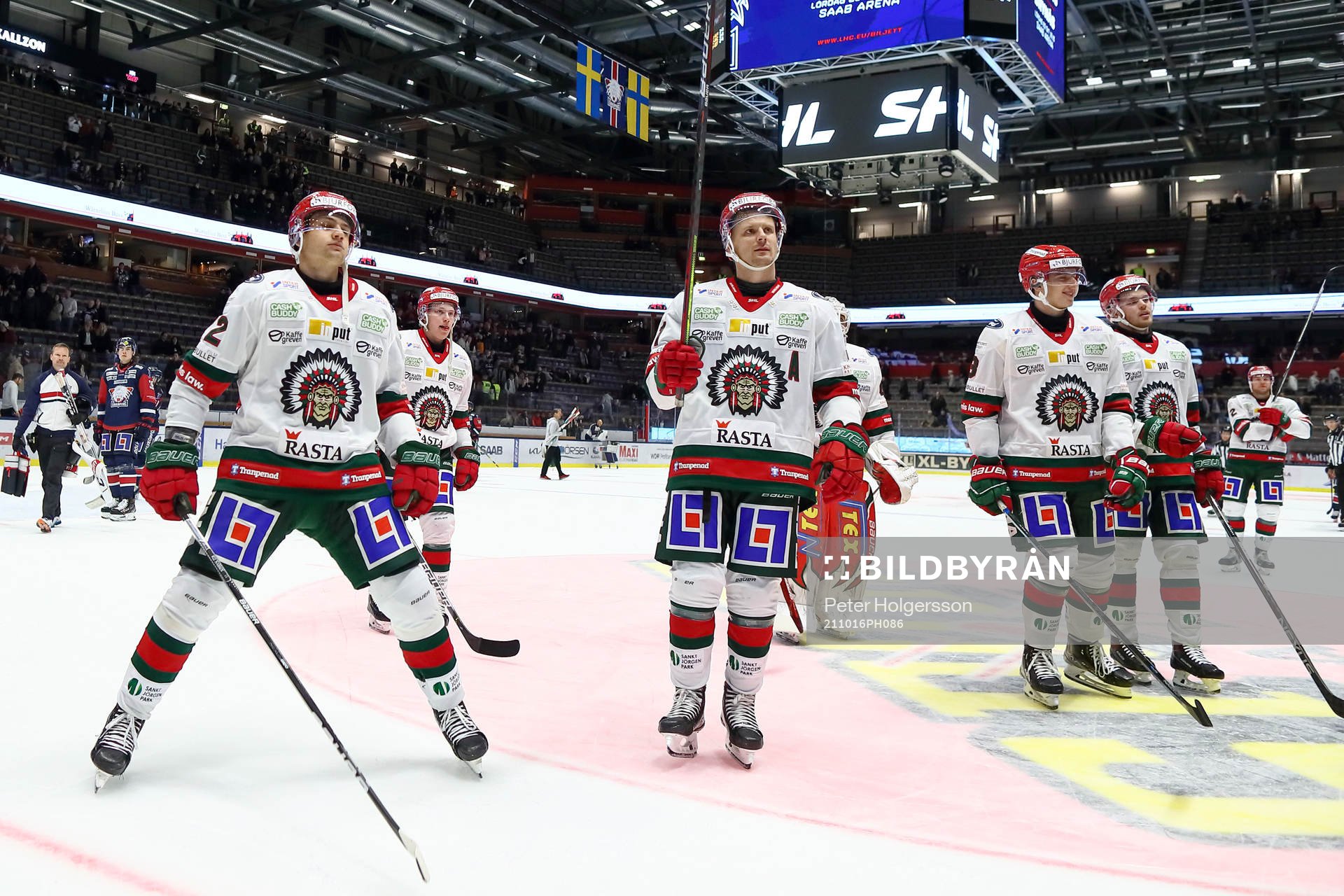 Frölundas spelare tackar publiken