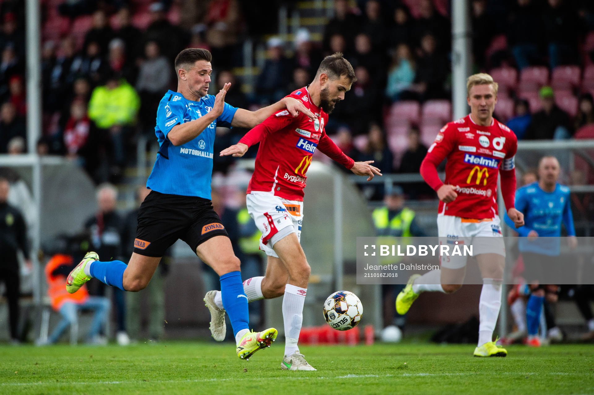 Halmstads Markus Antonsson och Degerfors Sebastian Olsson