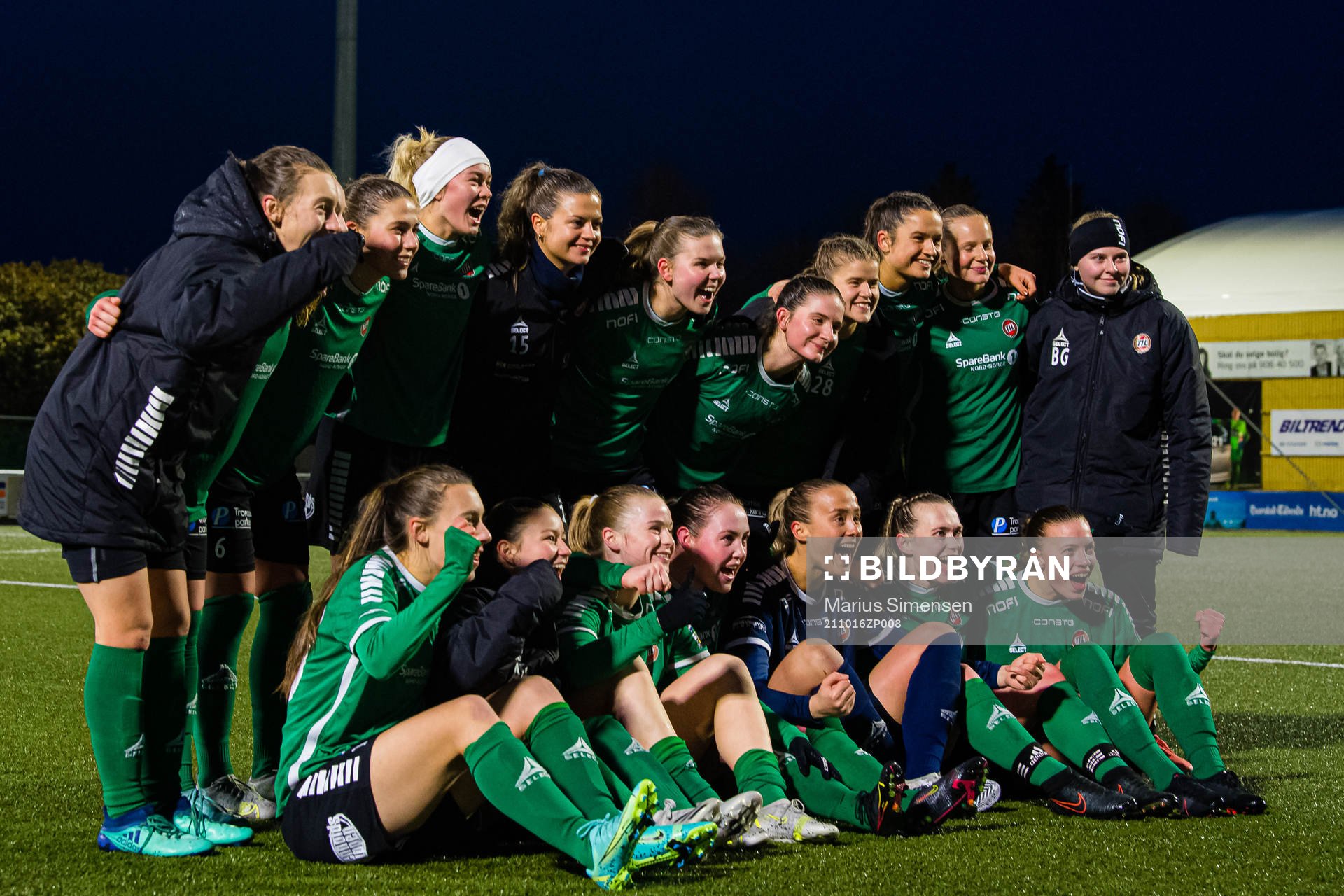 Players of Fløya celebrates after the 1. division football match between Medkila and Fløya on October 16, 2021 in Harstad.