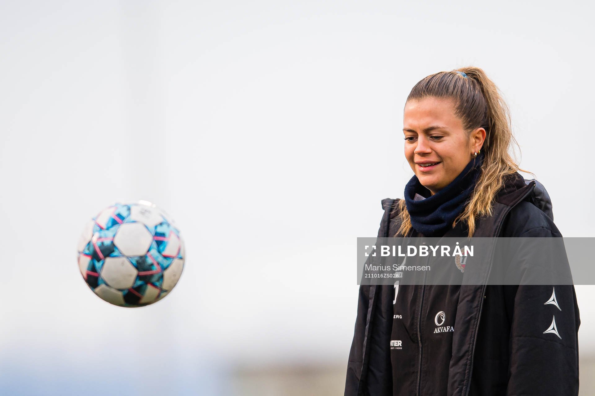 Gabrielle Lemos Hoel Lie of Fløya