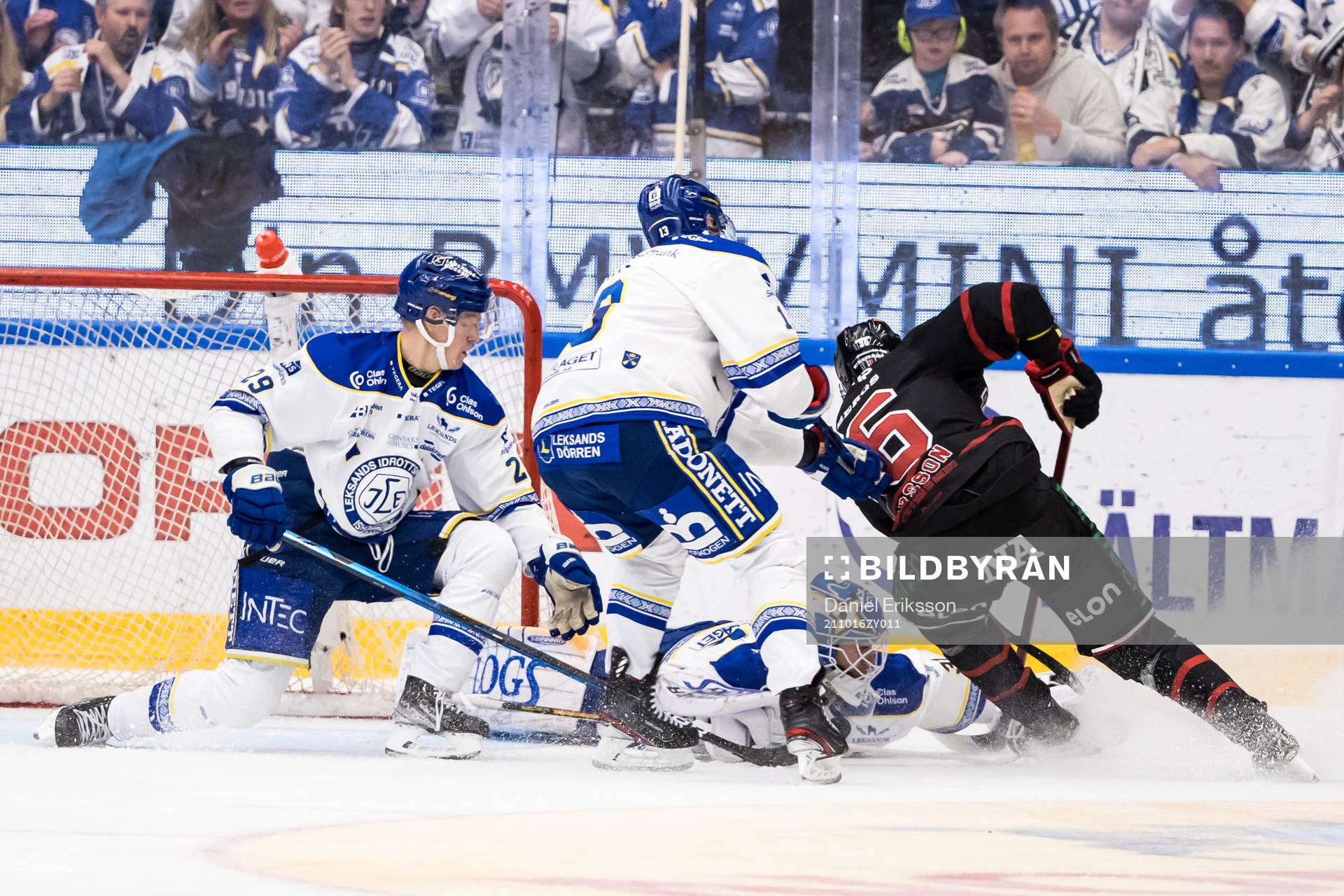 Leksands Emil Heineman och Leksands målvakt Kasimir