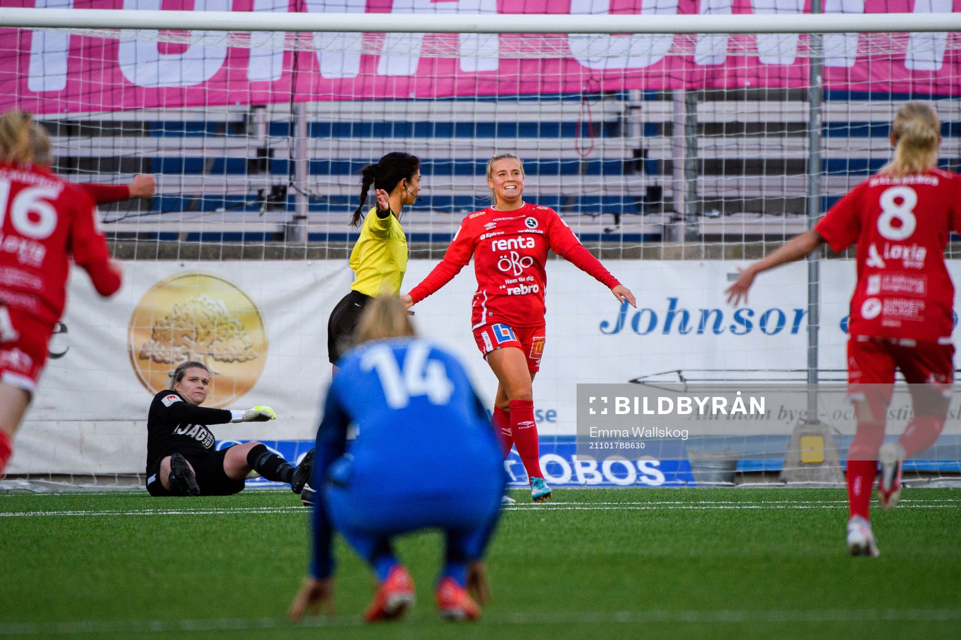 Örebros Amanda Rantanen jublar