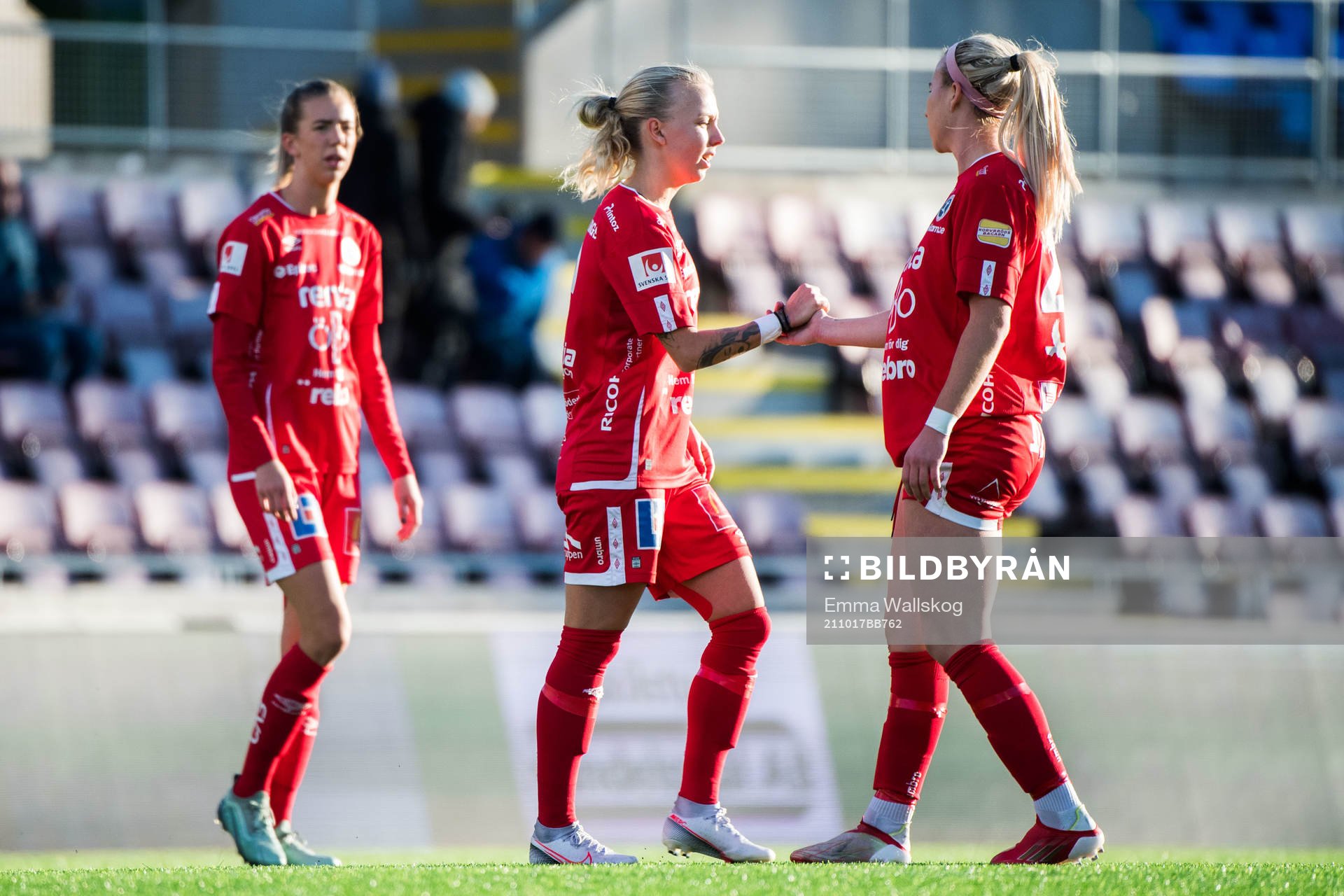 Örebros Jenna Hellstrom, Nathalie Hoff Persson och Wilma