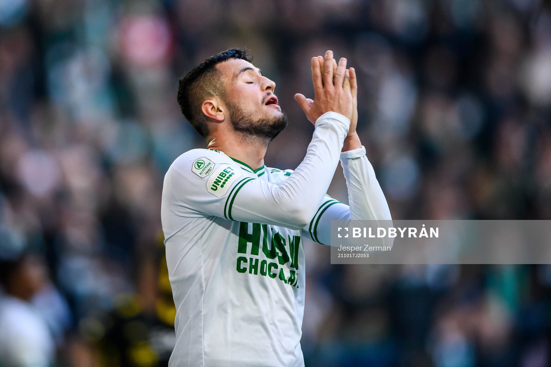 Hammarbys Astrit Selmani deppar