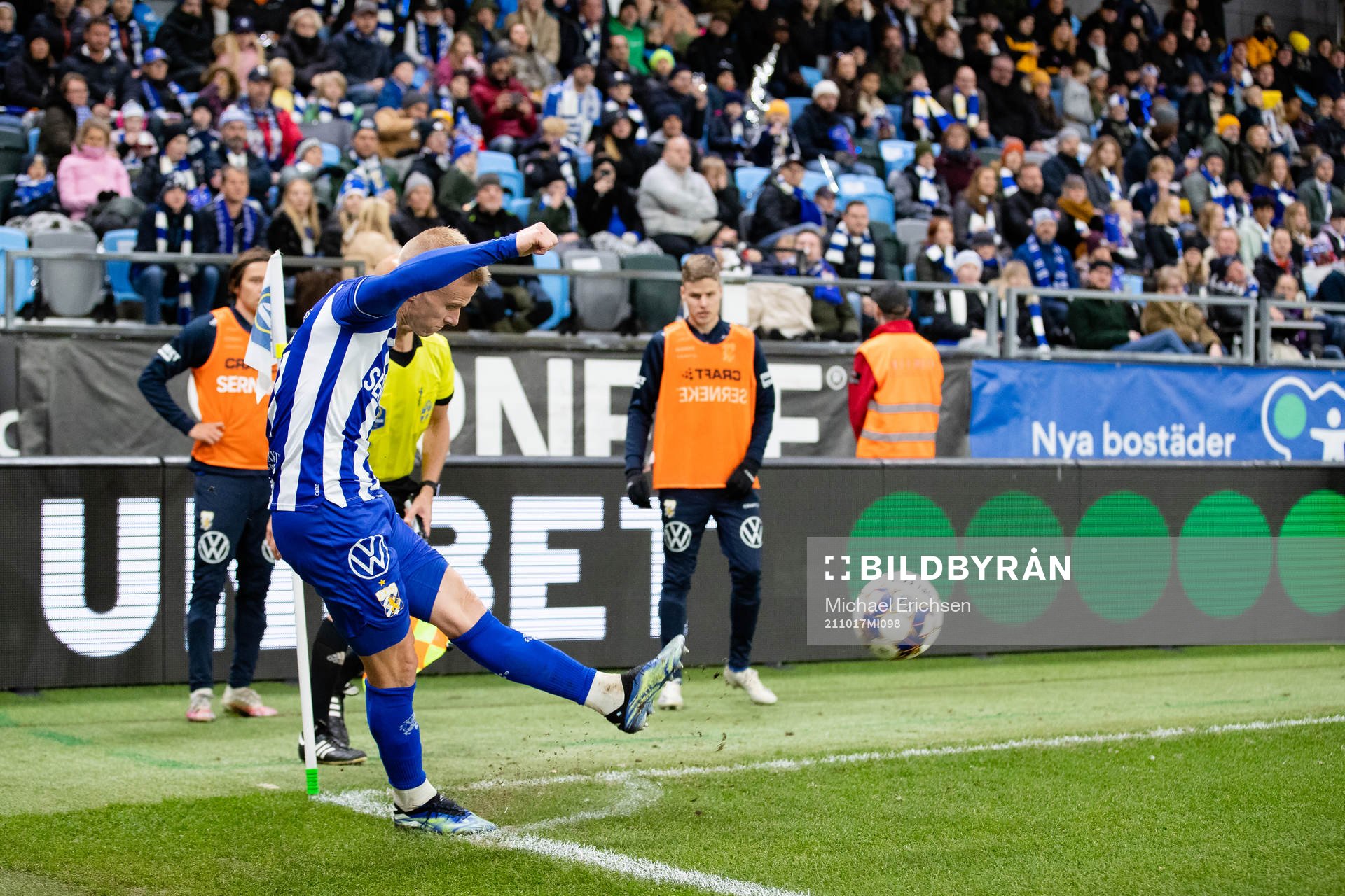 IFK Göteborgs Oscar Wendt slår en hörna
