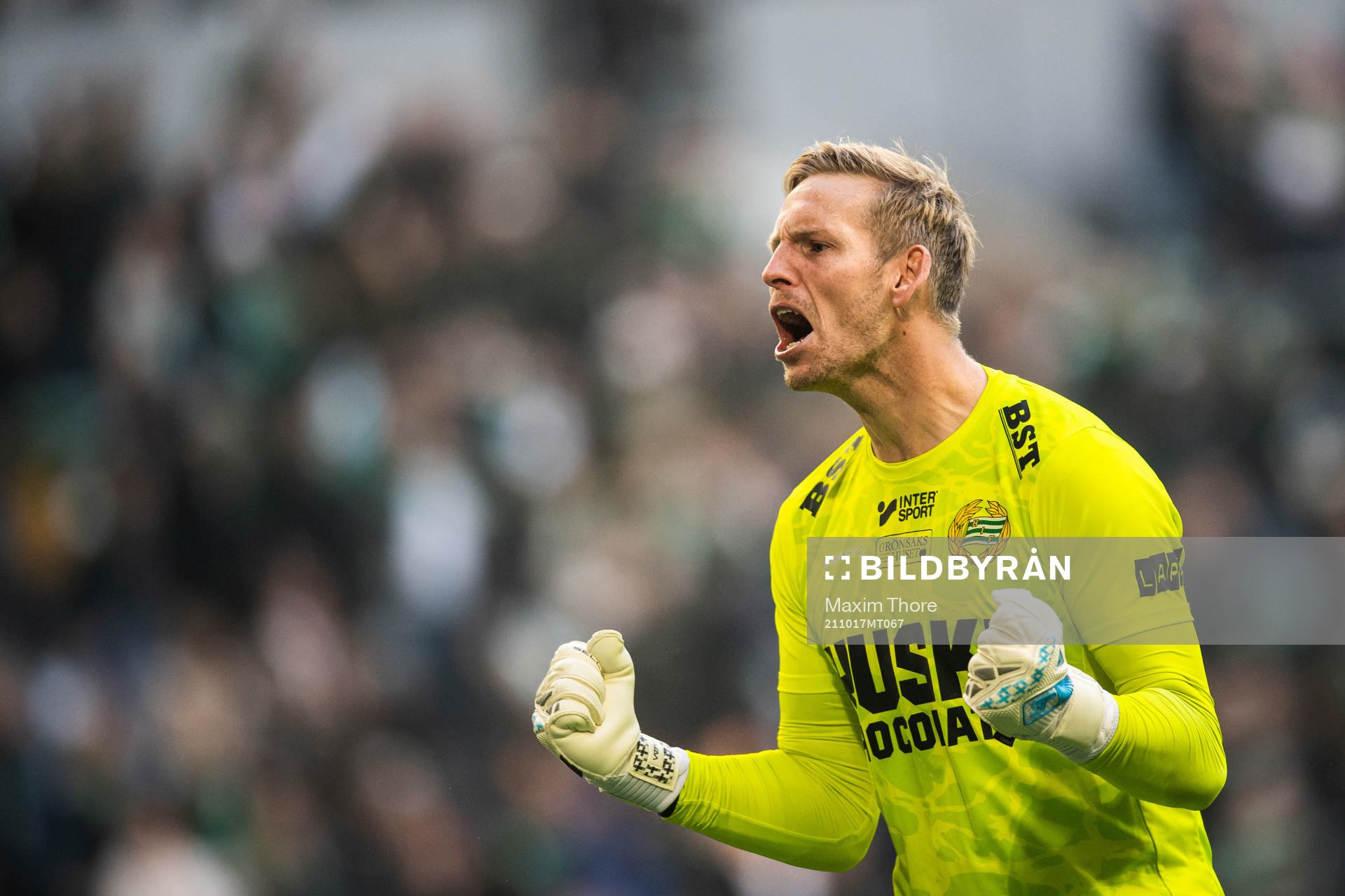 Hammarbys målvakt David Ousted jublar
