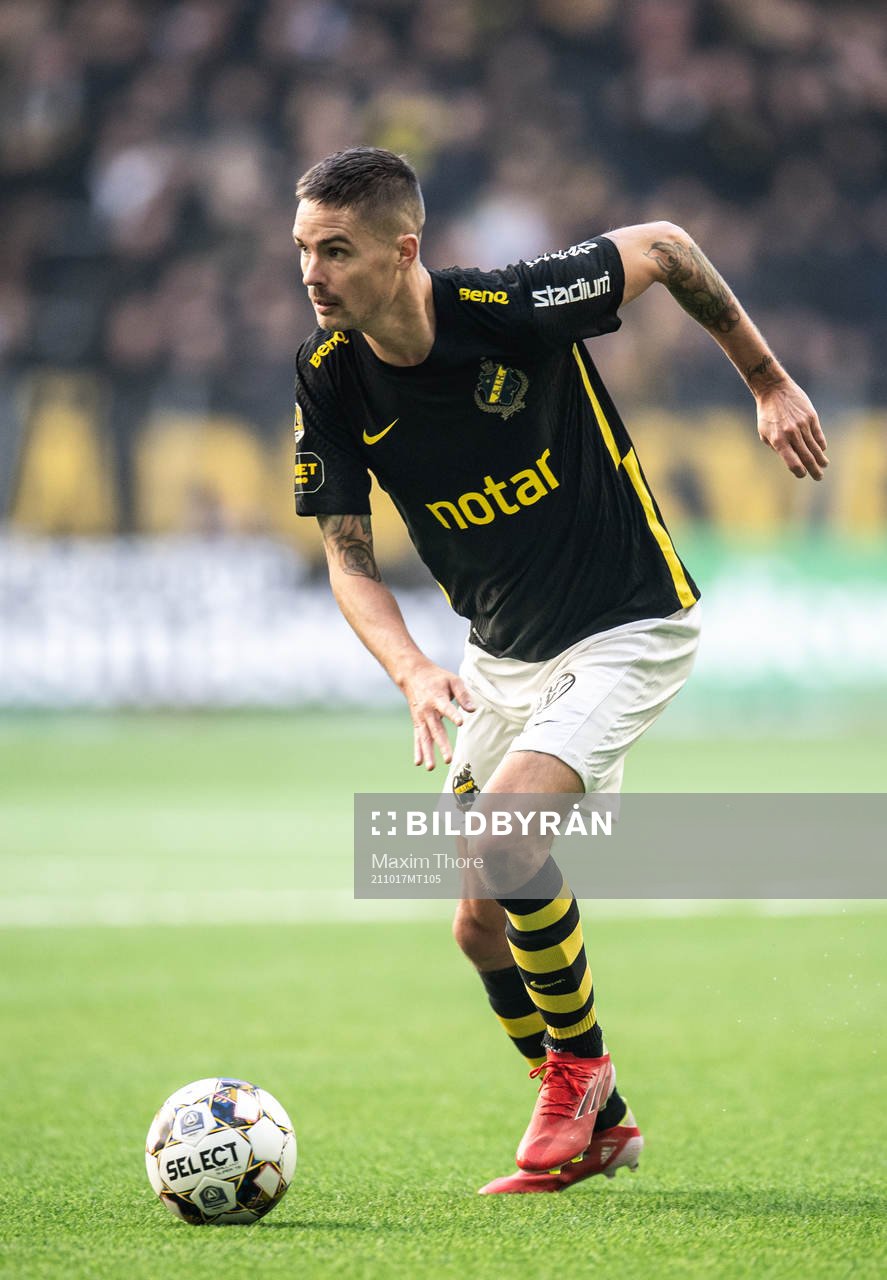 s Mikael Lustig