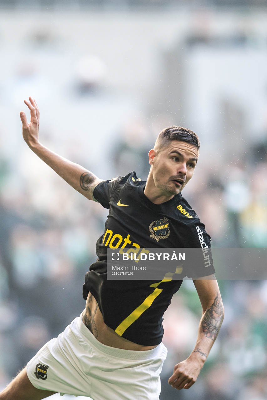 s Mikael Lustig