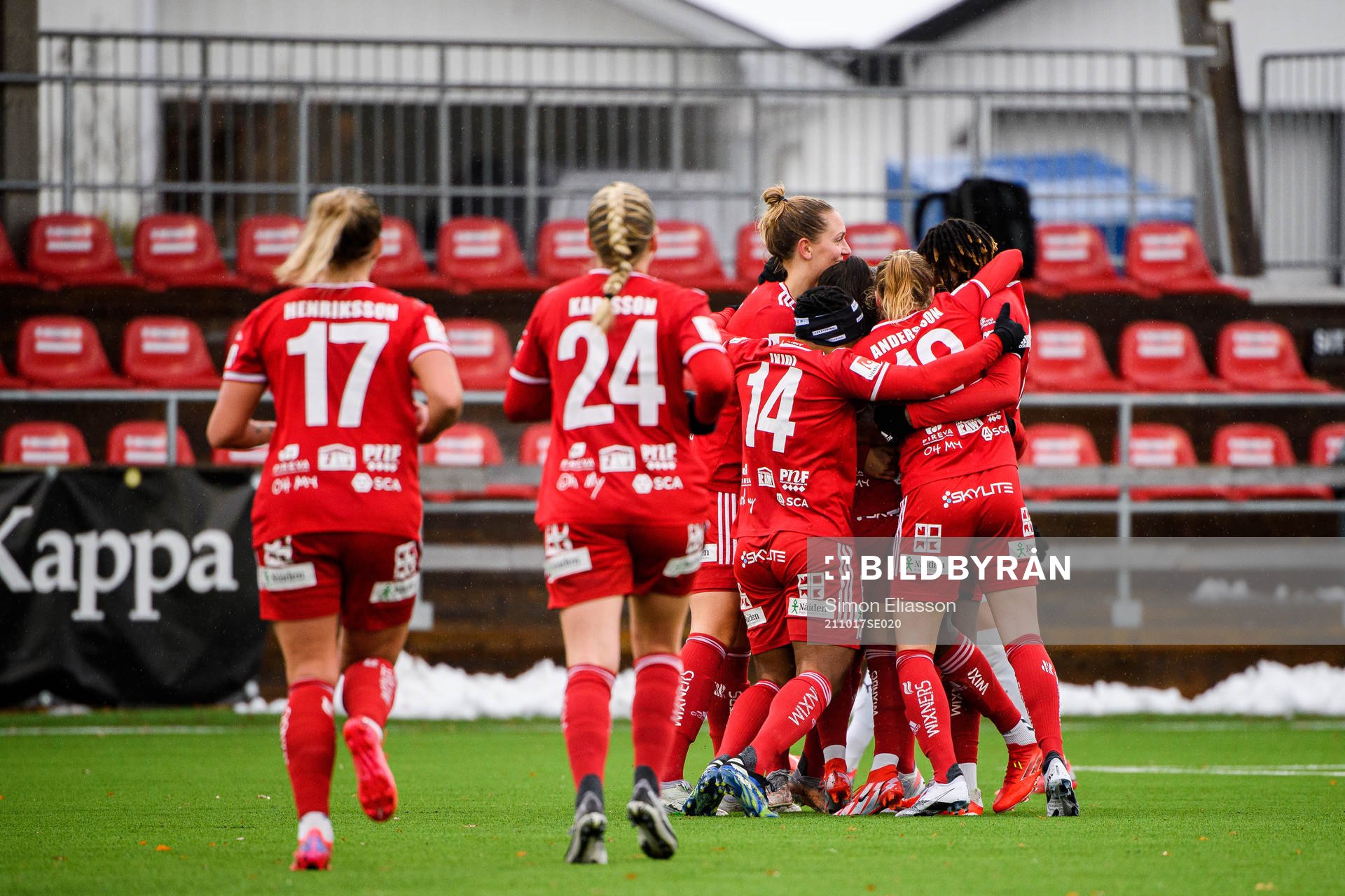 Piteås spelare jublar