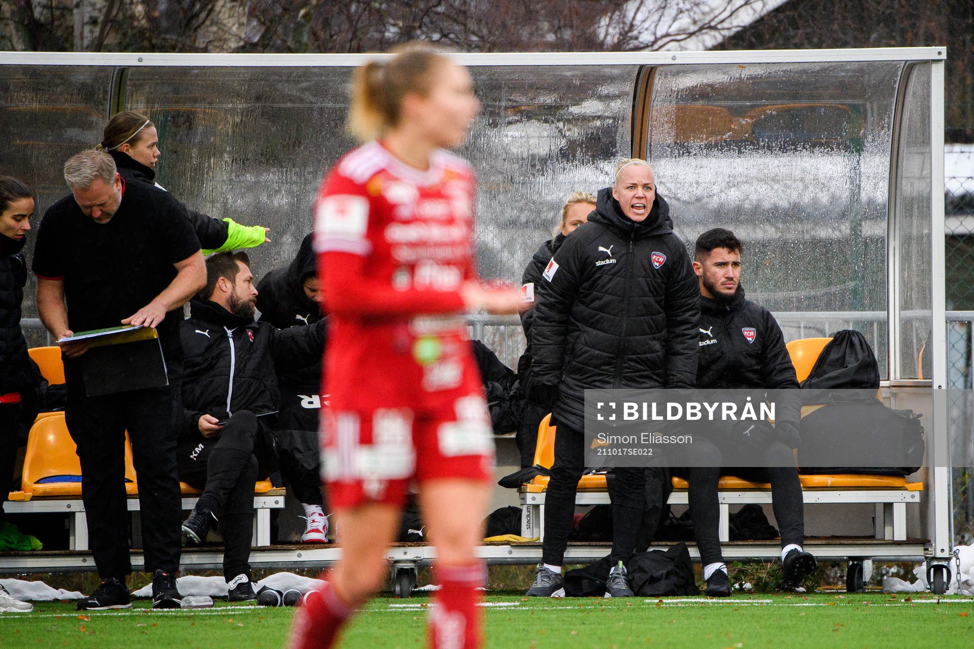 Rosengårds Caroline Seger på bänken