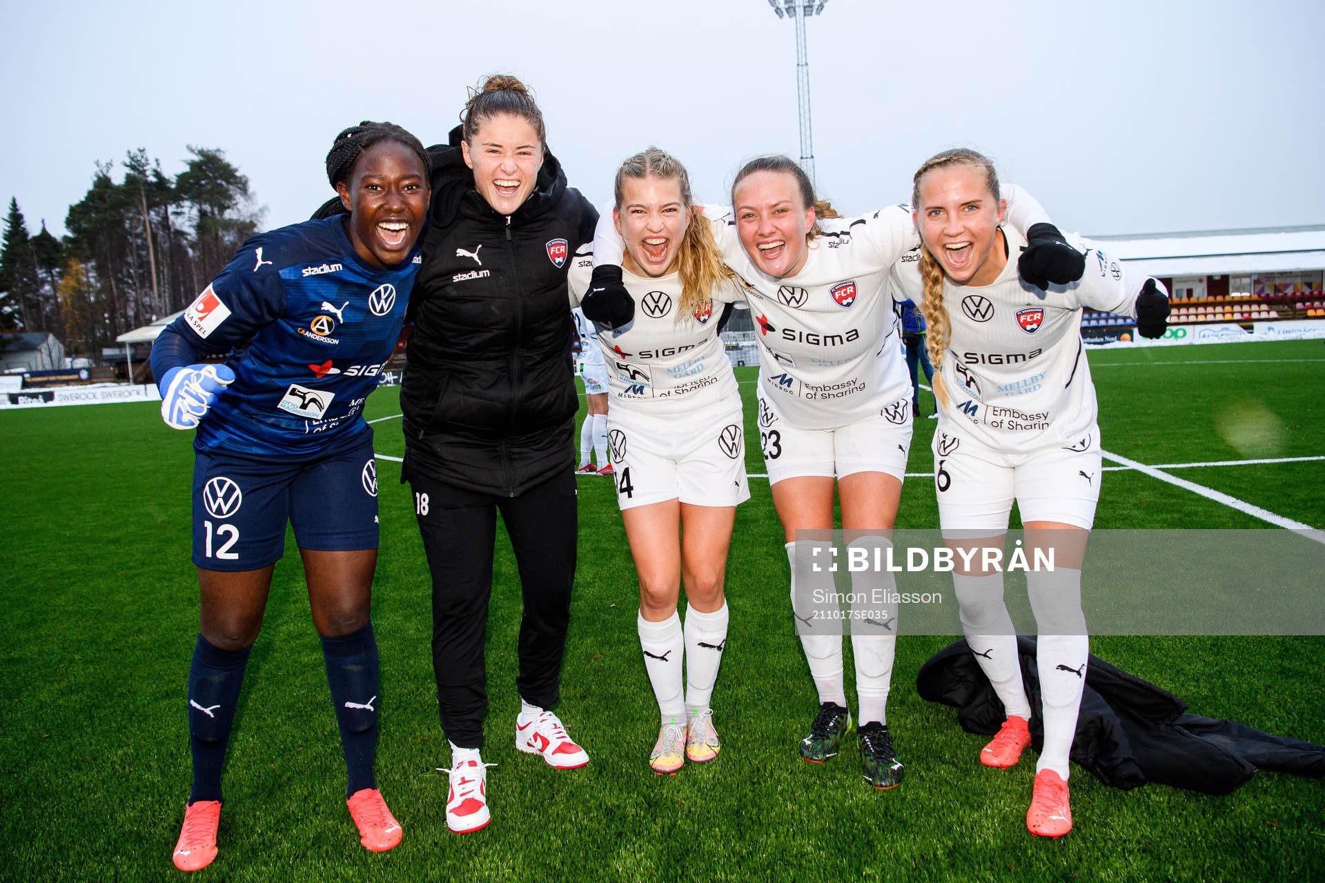 Rosengårds  Angel Mukasa , Charlotte Grant , Stefanie