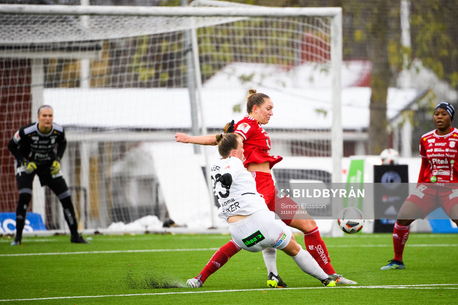 Rosengårds Stefanie Sanders sätter 3-2