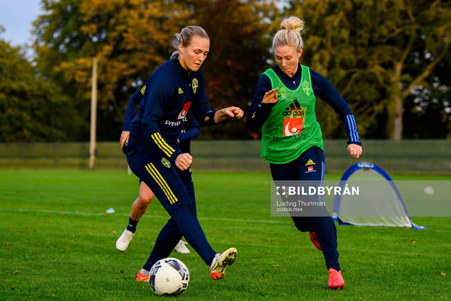 Magdalena Eriksson and Rebecka Blomqvist  of the Swedish