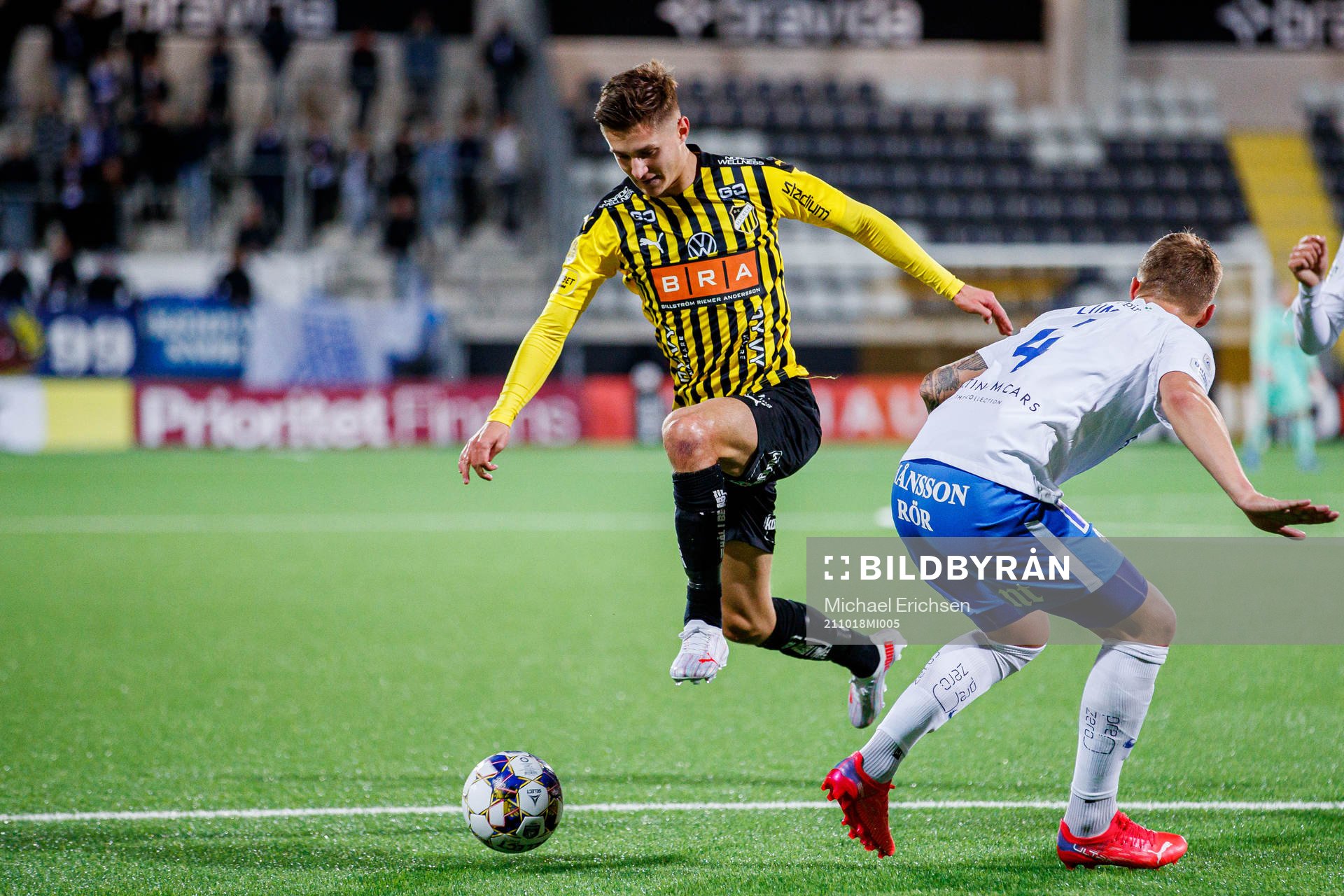 Häckens Leo Bengtsson och IFK Norrköpings Marco Lund