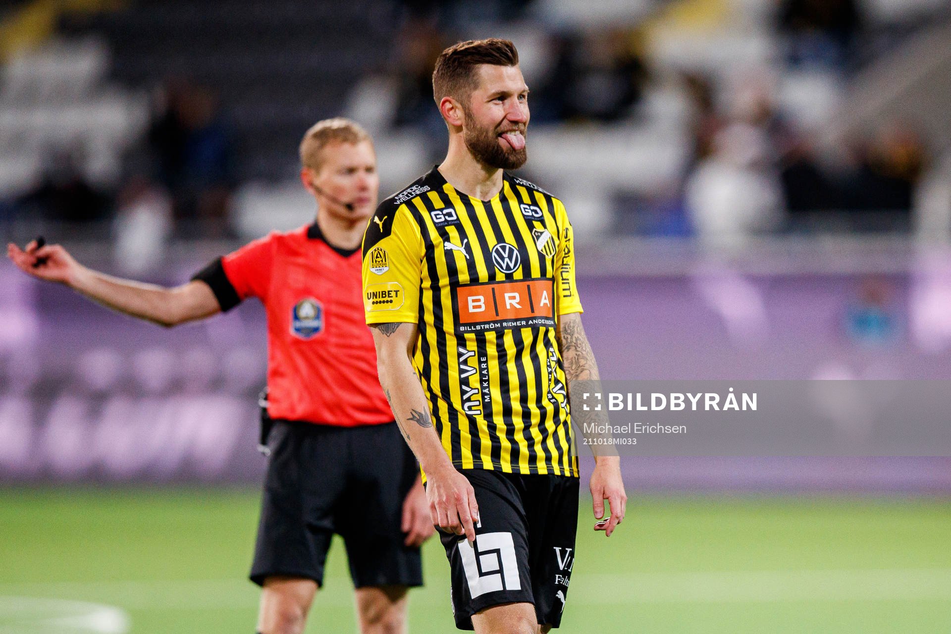 Häckens Joona Toivio jublar
