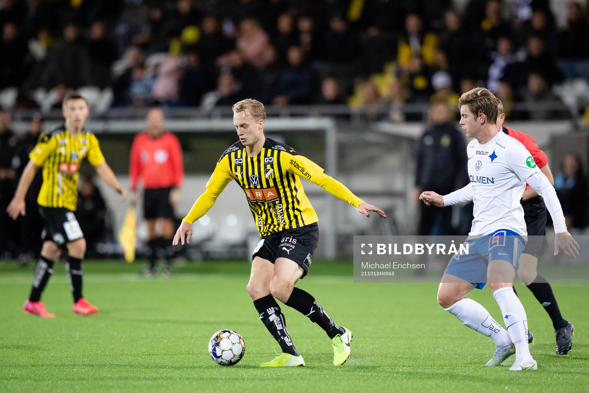Häckens Gustav Berggren och IFK Norrköpings Alexander