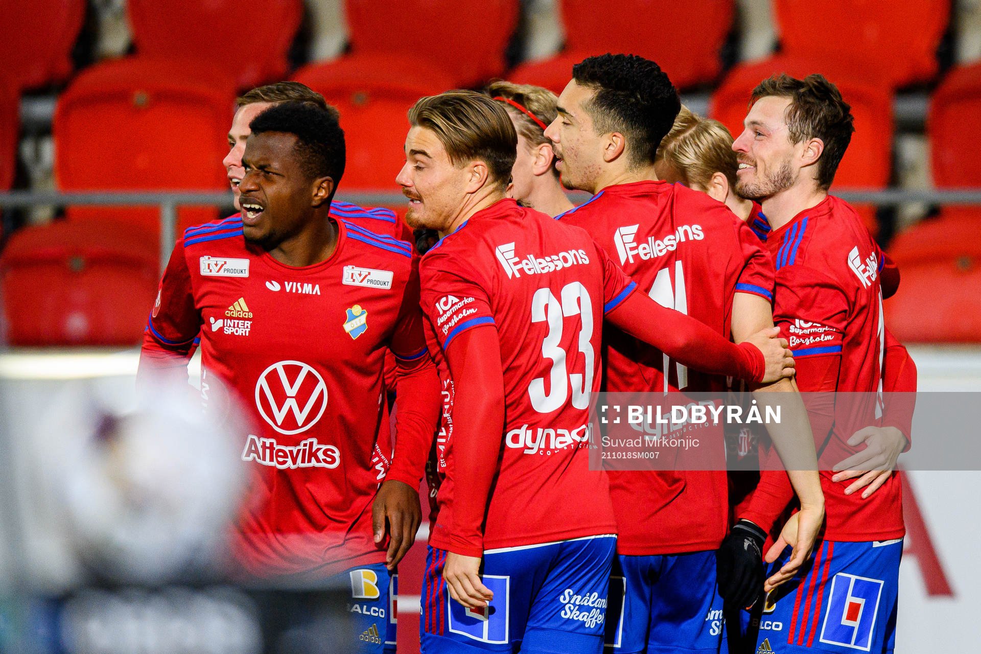 Östers Nicolas Mortensen jublar efter 1-0 under fotbollsmatchen i Superettan mellan Öster och Vasalund den 18 oktober 2021 i Växjö. 