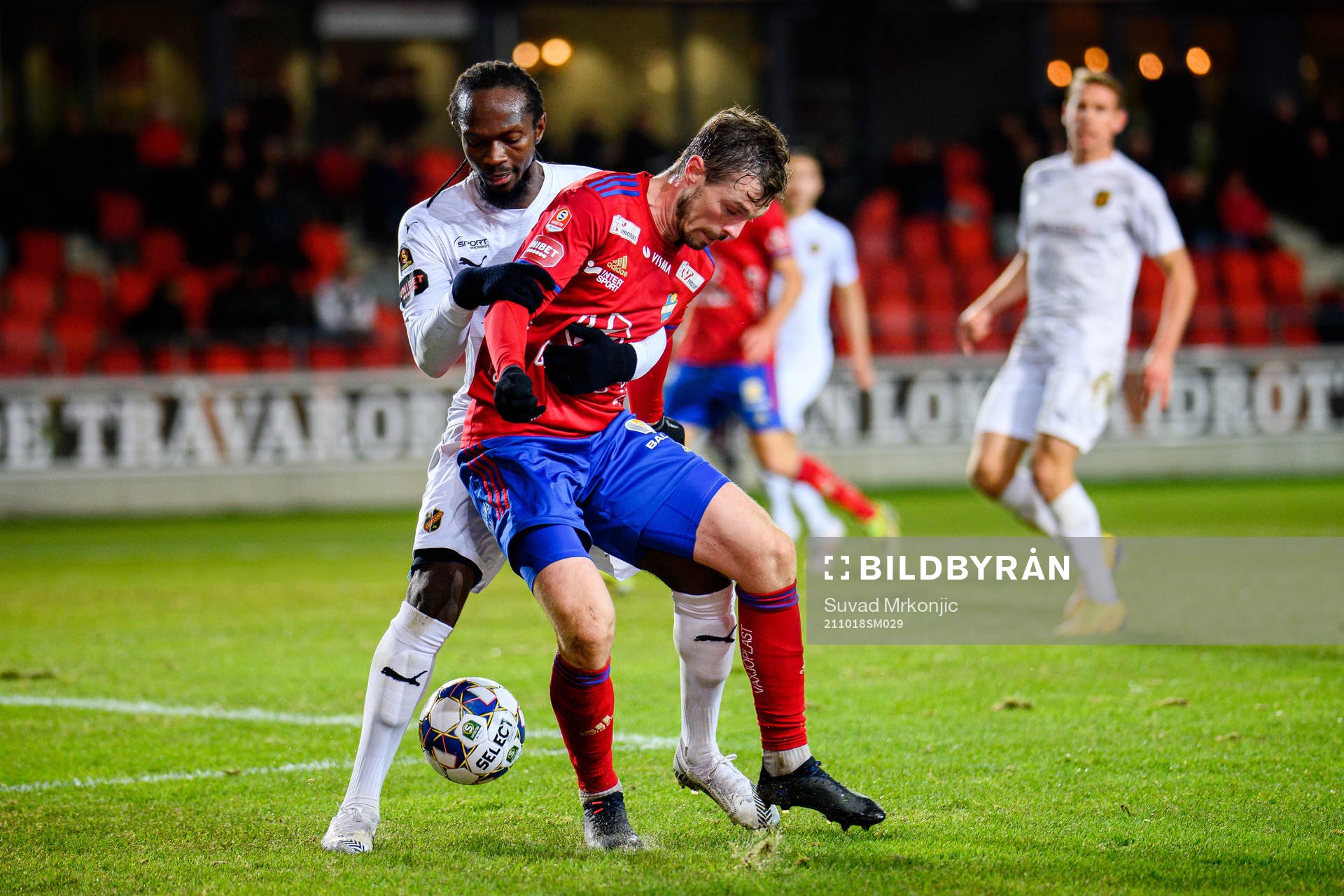 Vasalunds Kebba Ceesay och Östers Nicolas Mortensen
