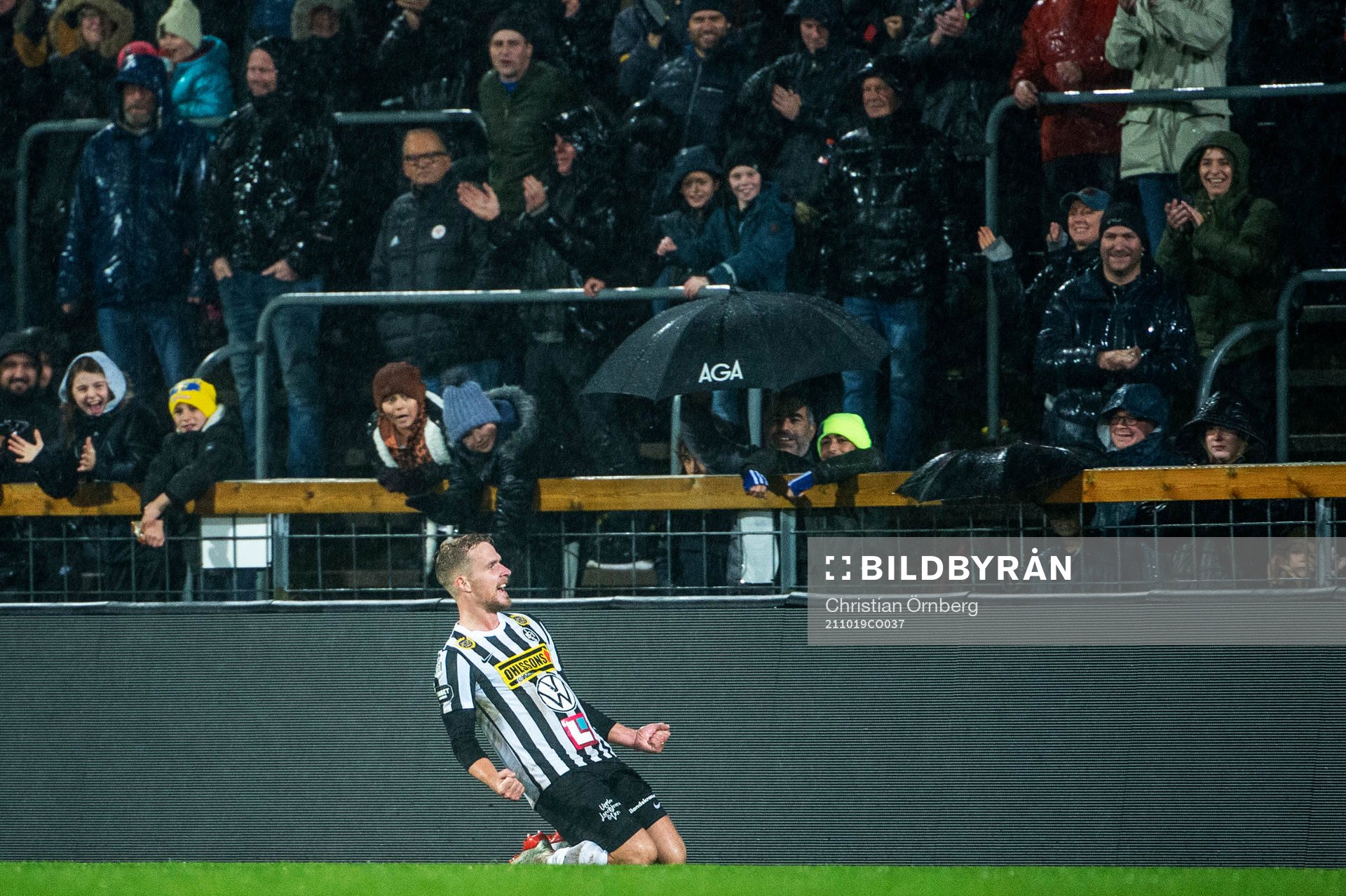 Landskronas Linus Olsson jublar