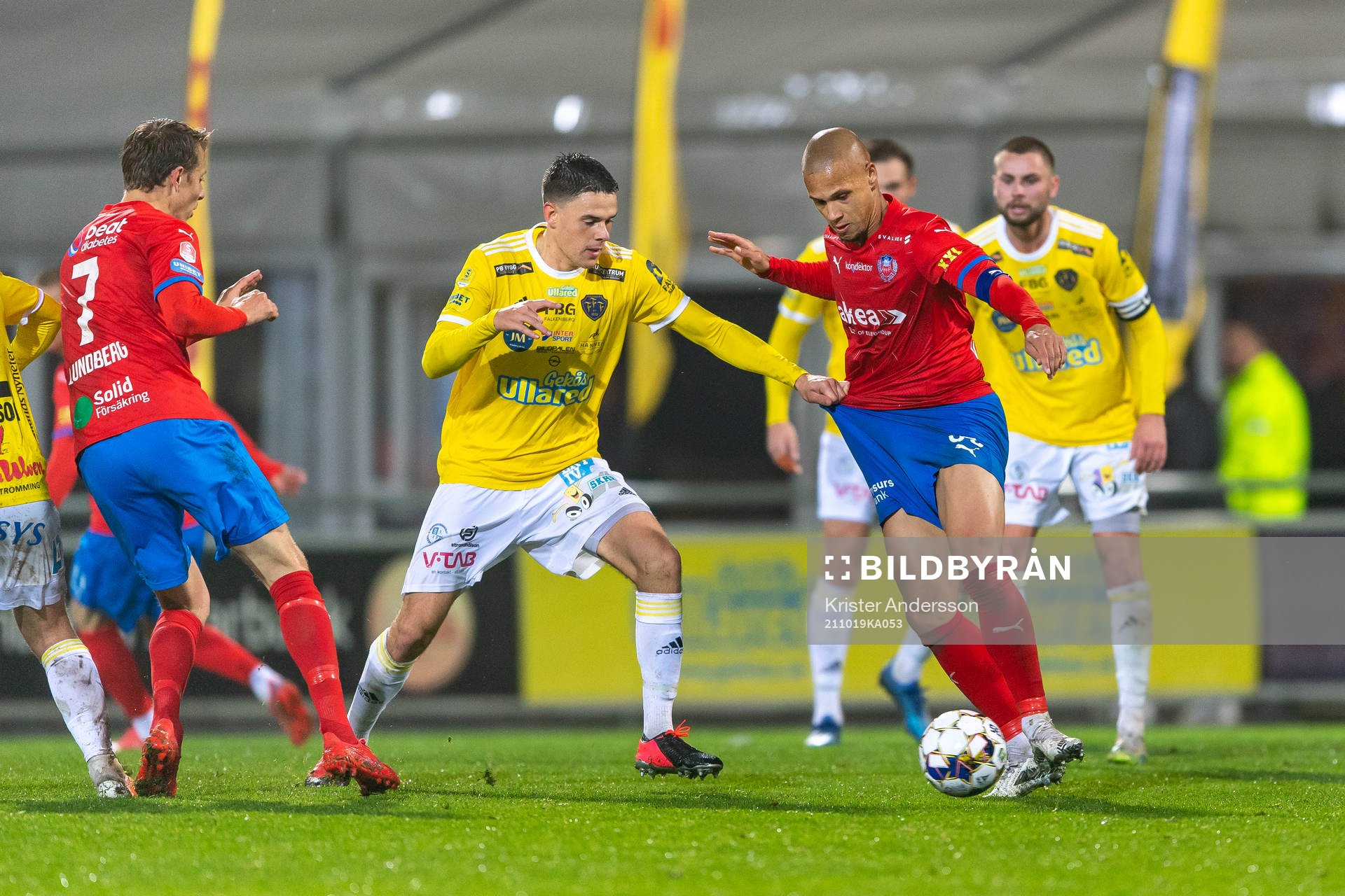 Falkenbergs Samuel Adrian och Helsingborgs Anthony van