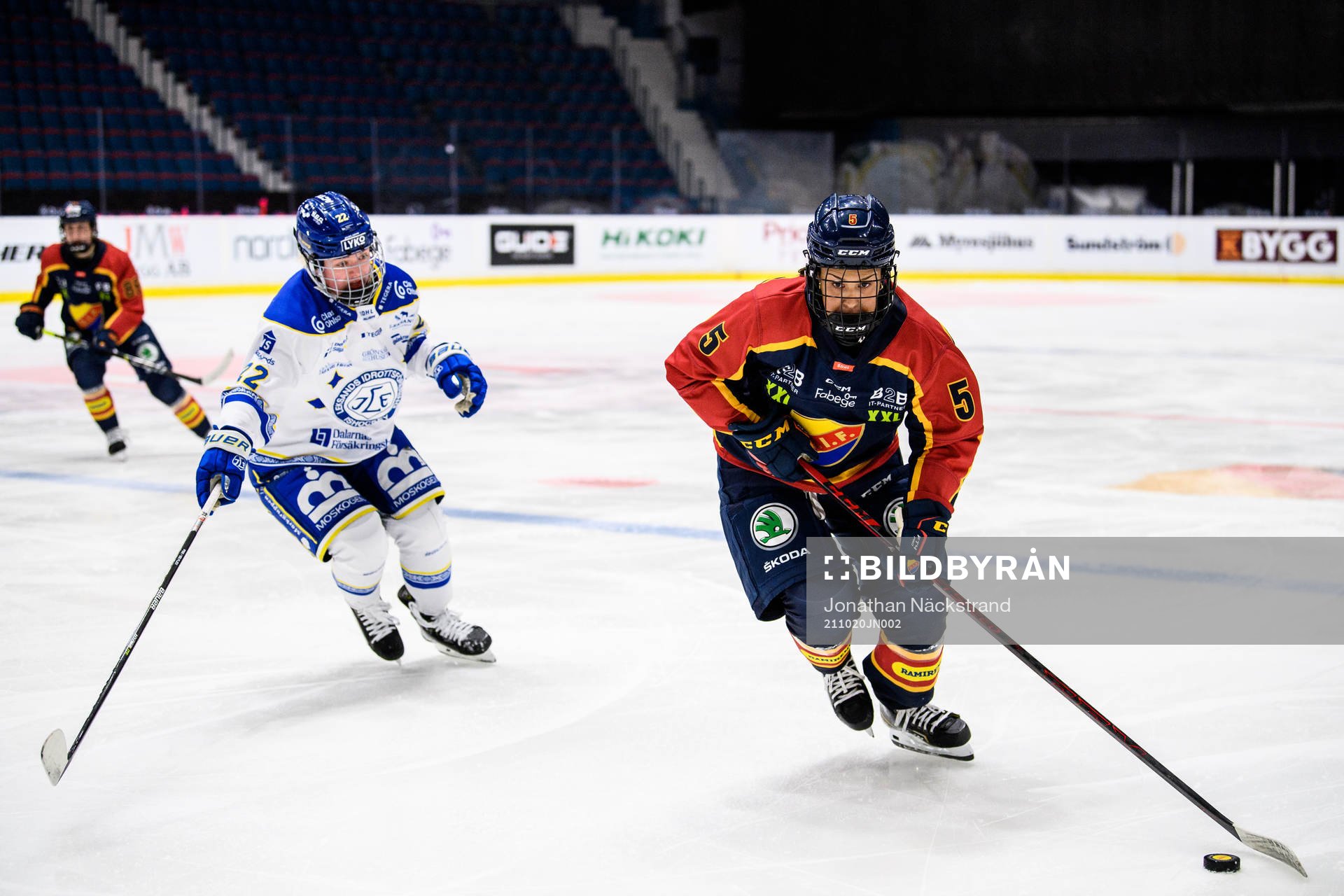 Leksands Agnez Svensson och Djurgårdens Olivia Sohrner