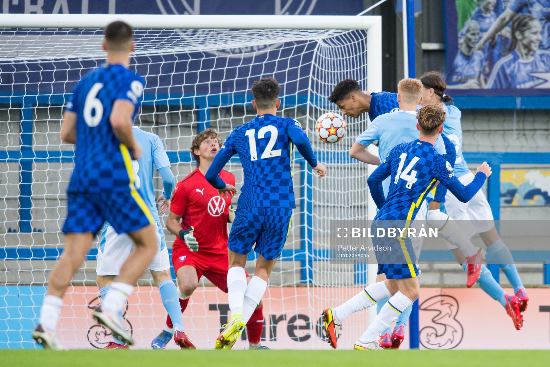 Bryan Fiabema of Chelsea scores the 3-2 goal against goalkeeper Melker Ellborg of Malmö FF during the UEFA Youth League match between Chelsea and Malmö FF on October 20, 2021 in London. 