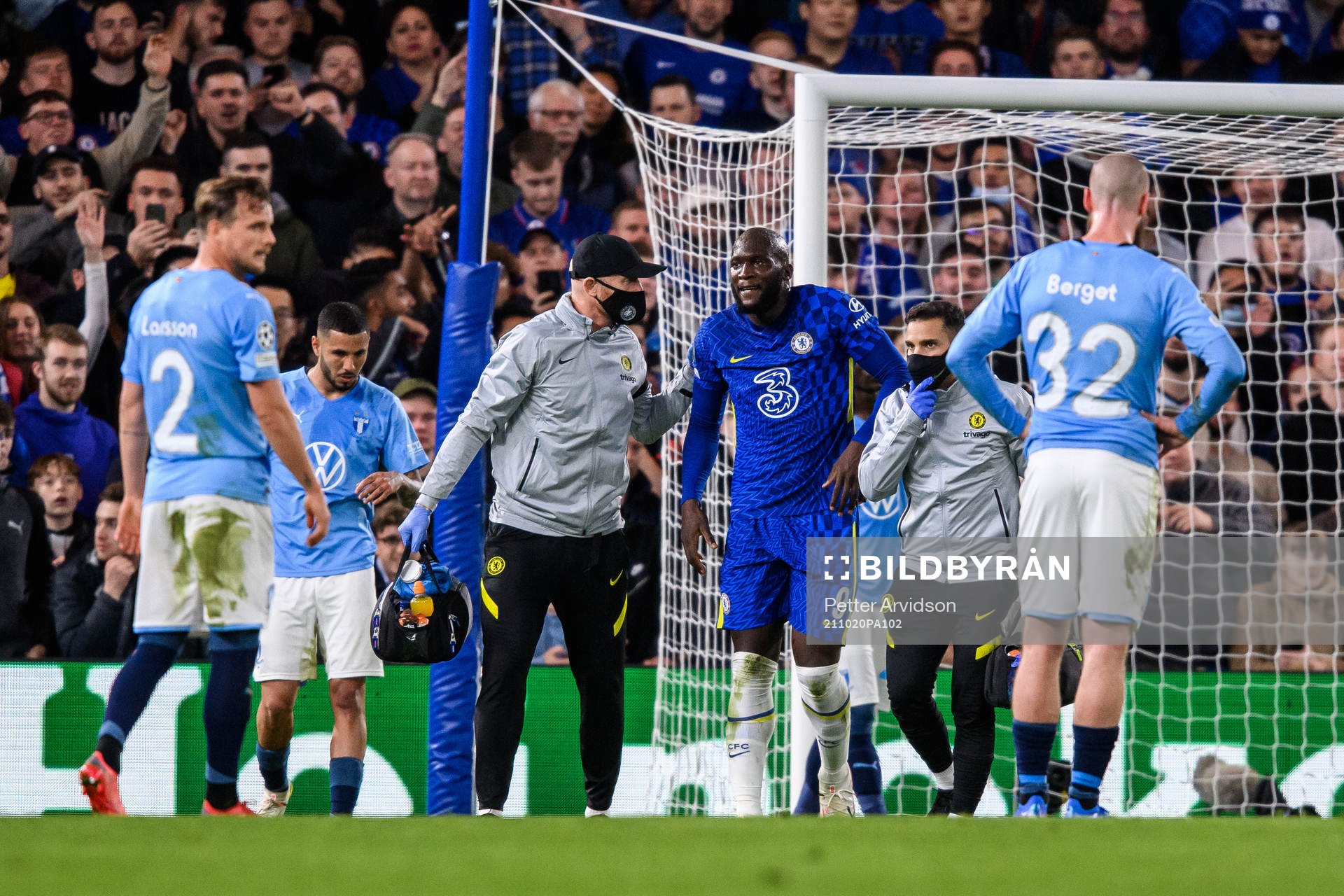 Romelu Lukaku of Chelsea in pain