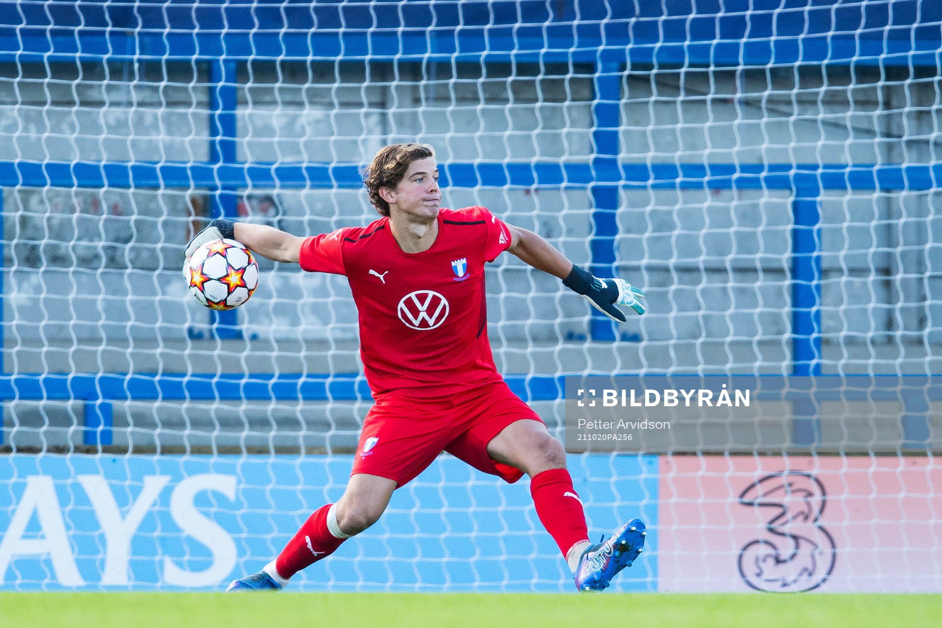 Goalkeeper Melker Ellborg of Malmö FF