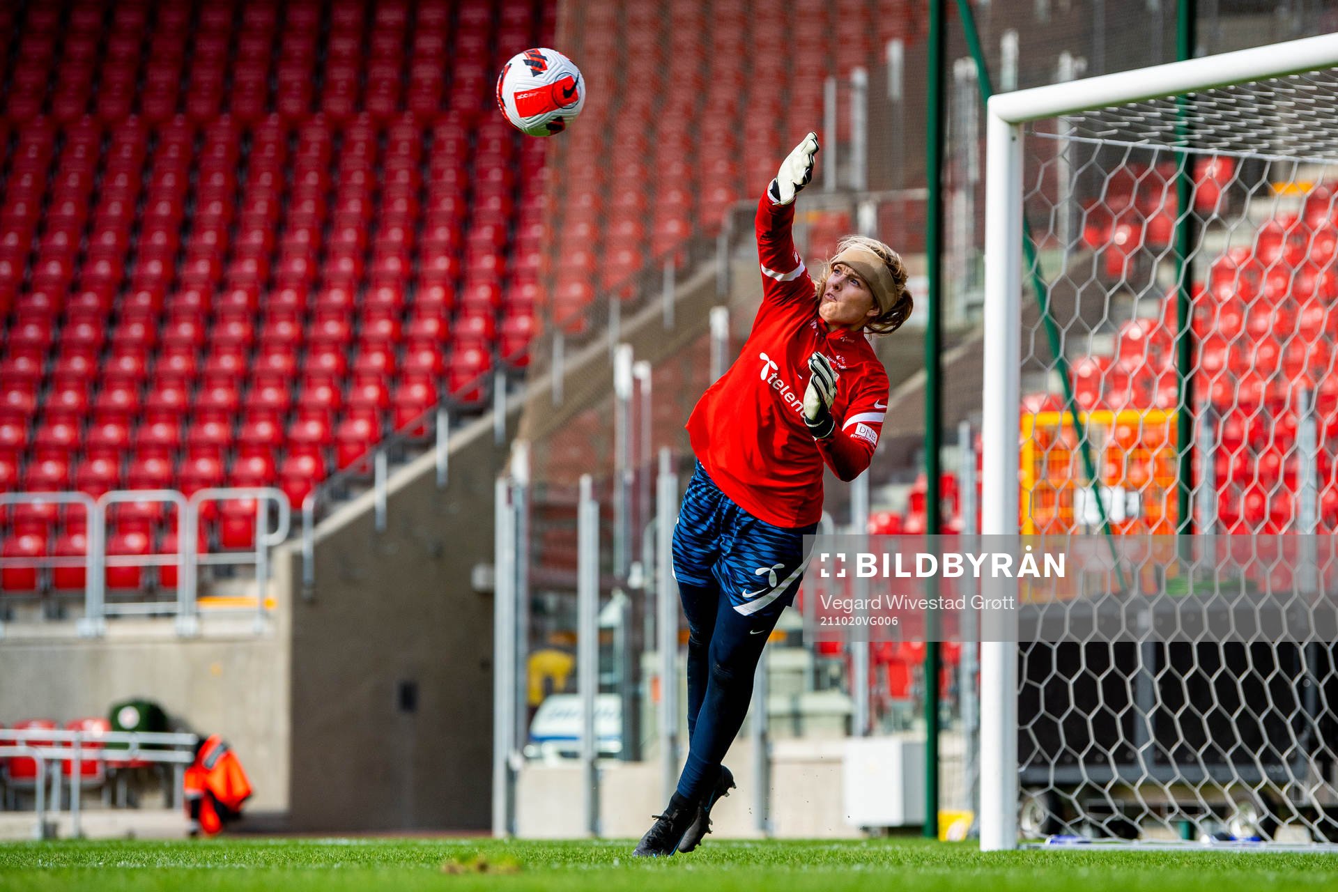 Goalkeeper Guro Pettersen of the Norwegian women's national
