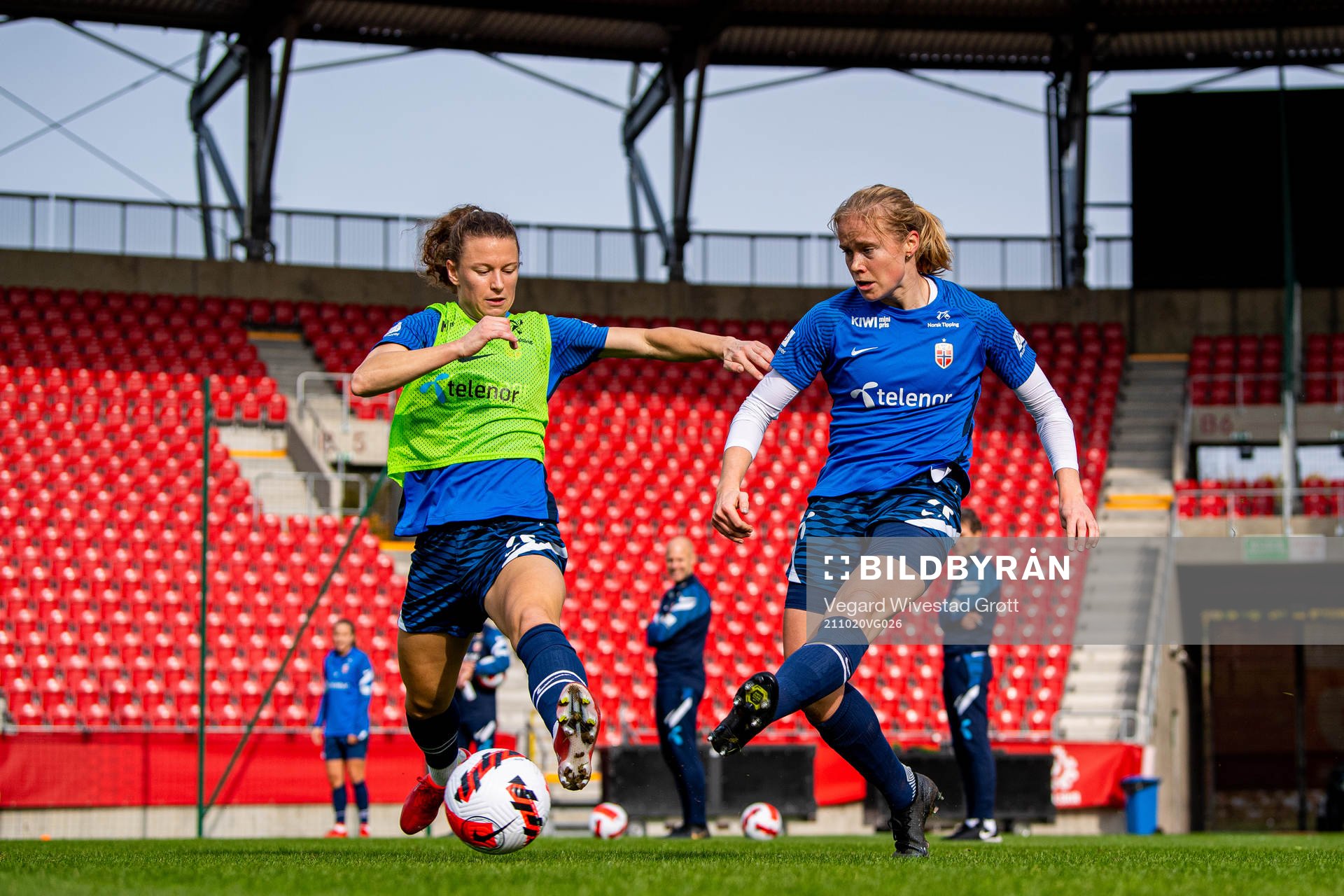 Synne Skinnes Hansen and Julie Blakstad of the Norwegian