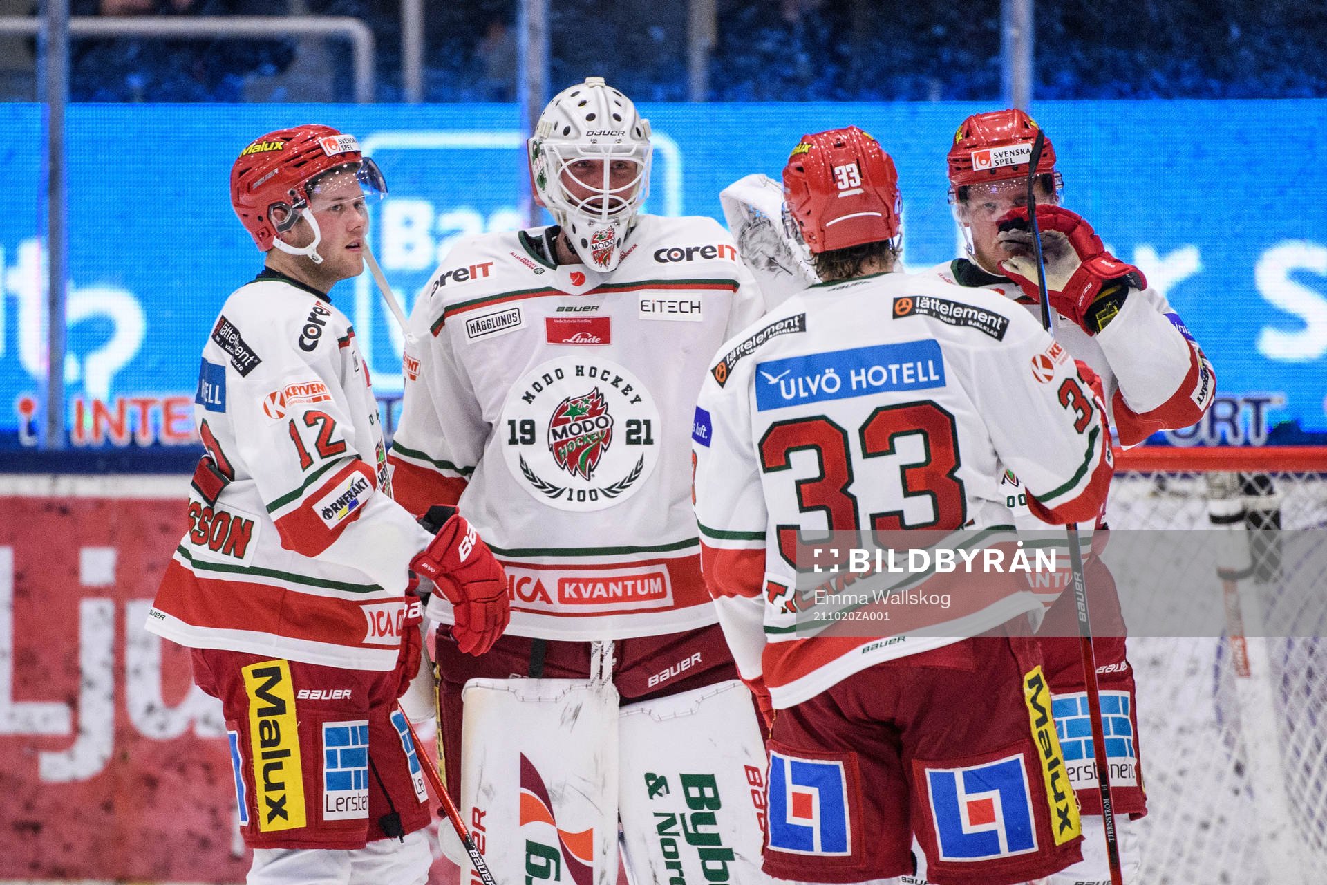 Modos Oscar Pettersson, Max Tjernström och målvakt Tex