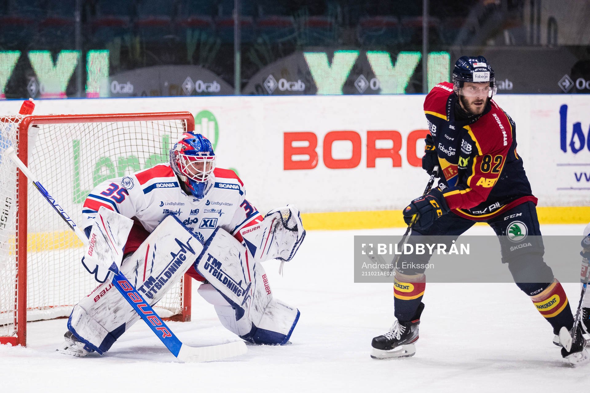 Oskarshamns målvakt Joe Cannata och Djurgårdens Paul Carey