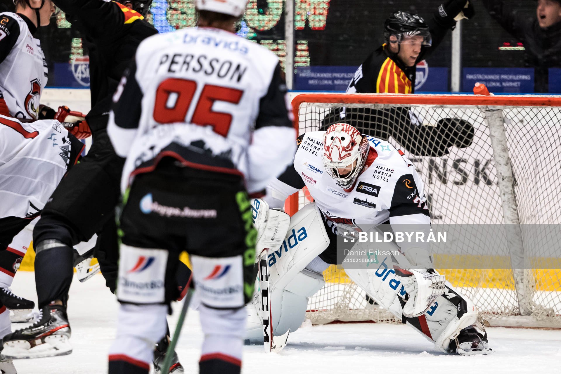 Malmö Redhawks målvakt Daniel Marmenlind deppar