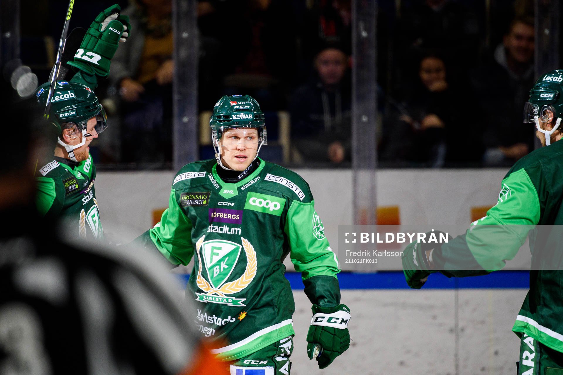 Färjestads Daniel Viksten jublar