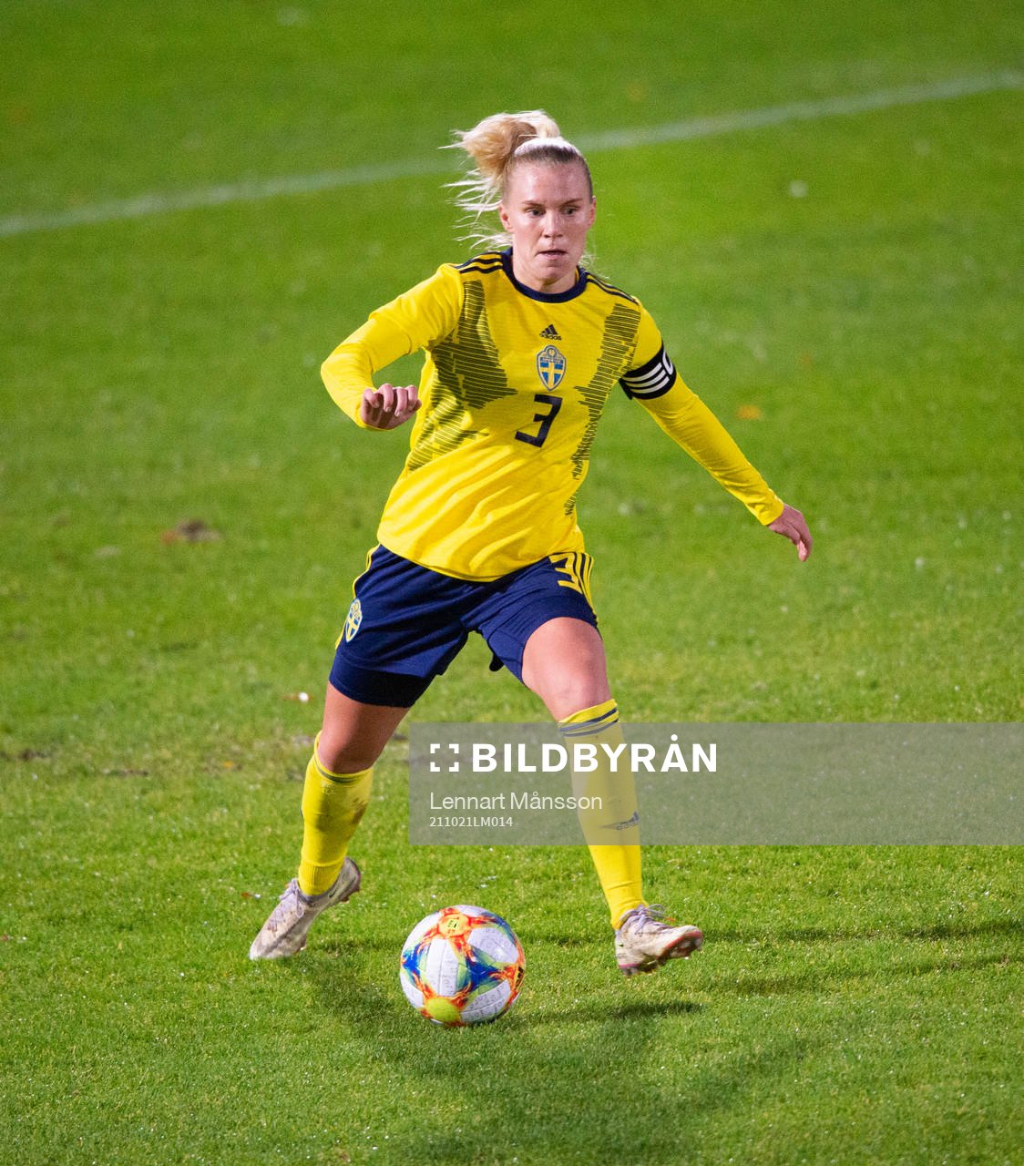 Sveriges Josefine Rybrink i matchen mellan Sverige och