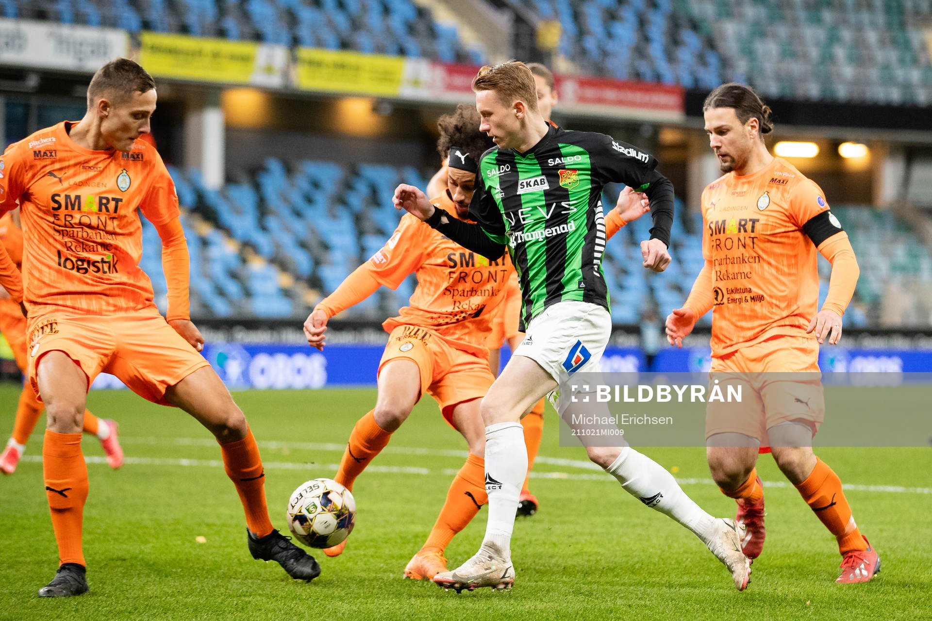 GAIS Julius Lindberg mot AFC Eskilstunas Pontus Rödin,