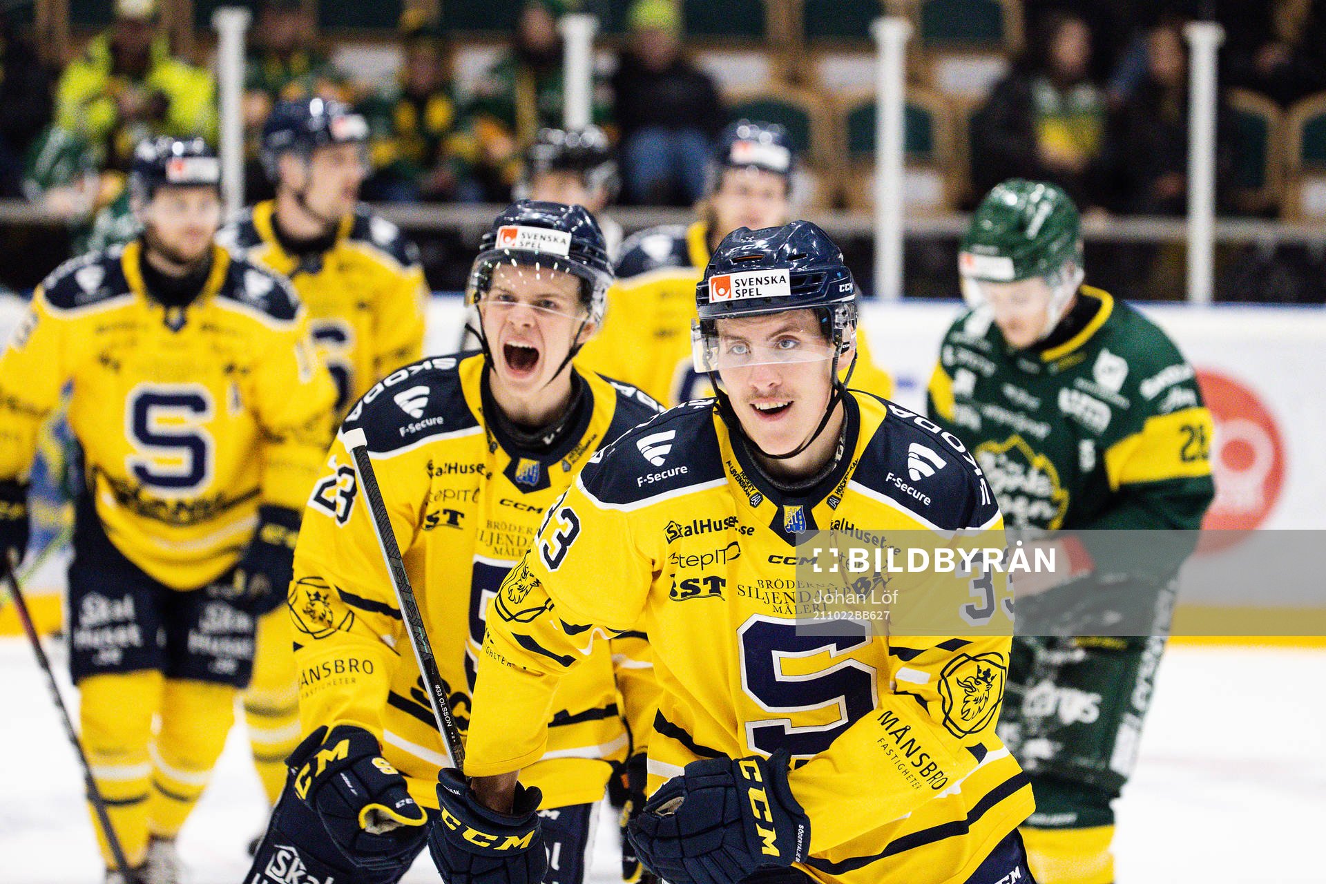 Södertäljes Felix Olsson jublar