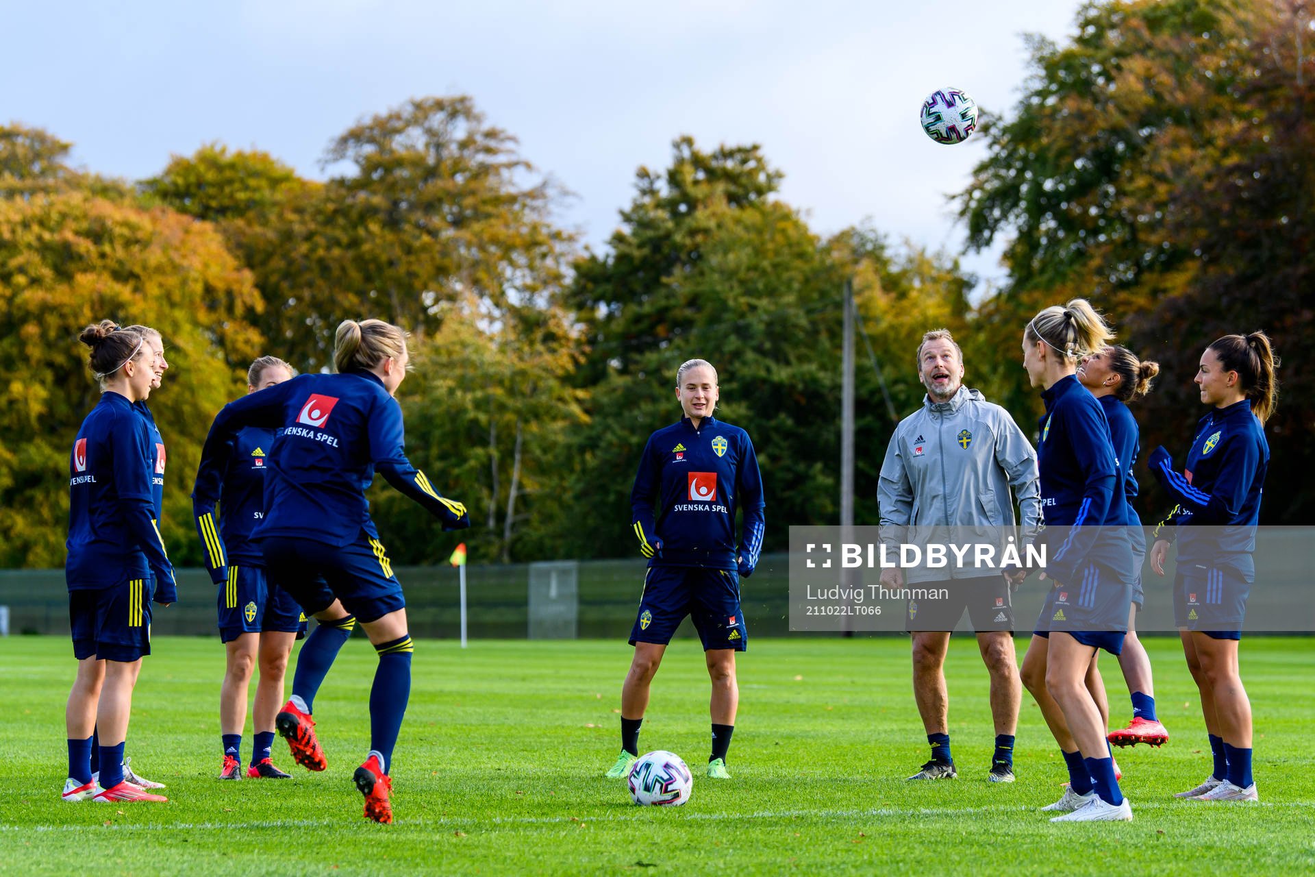 Players of the Swedish women's national football team gather
