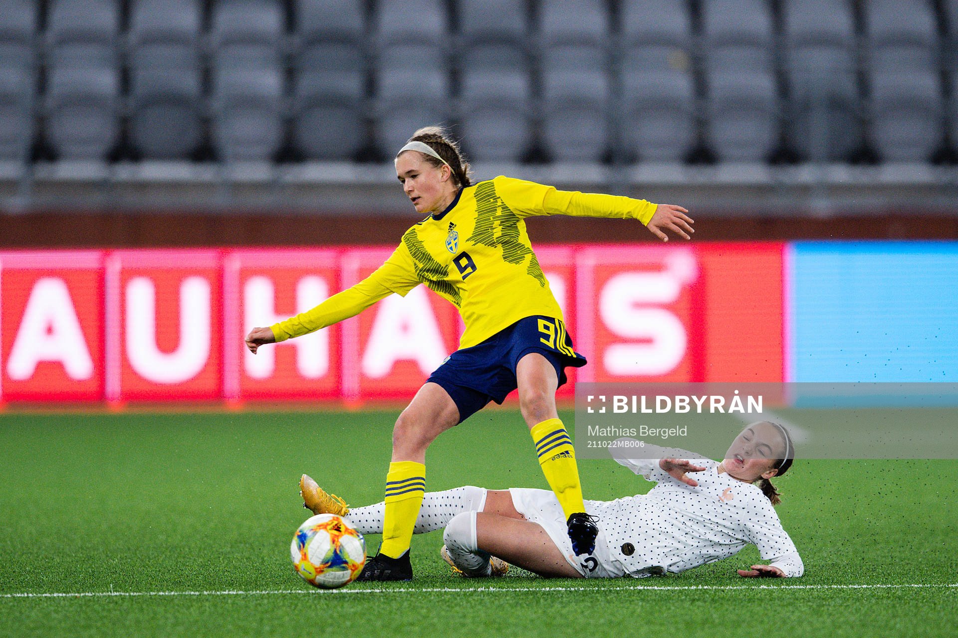 Sveriges Erica Persson Welin och Frankrikes Charline Coutel